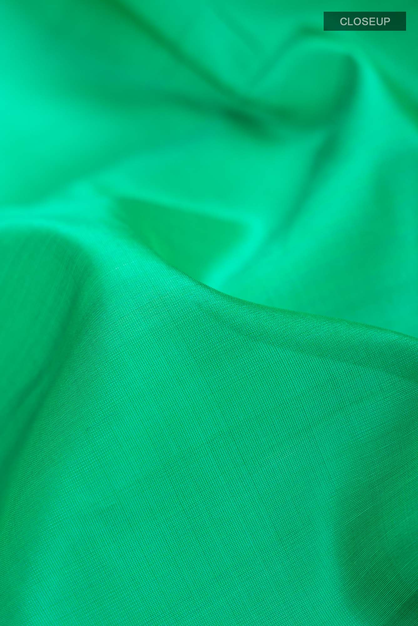 Green Raw Silk Saree - Image 2