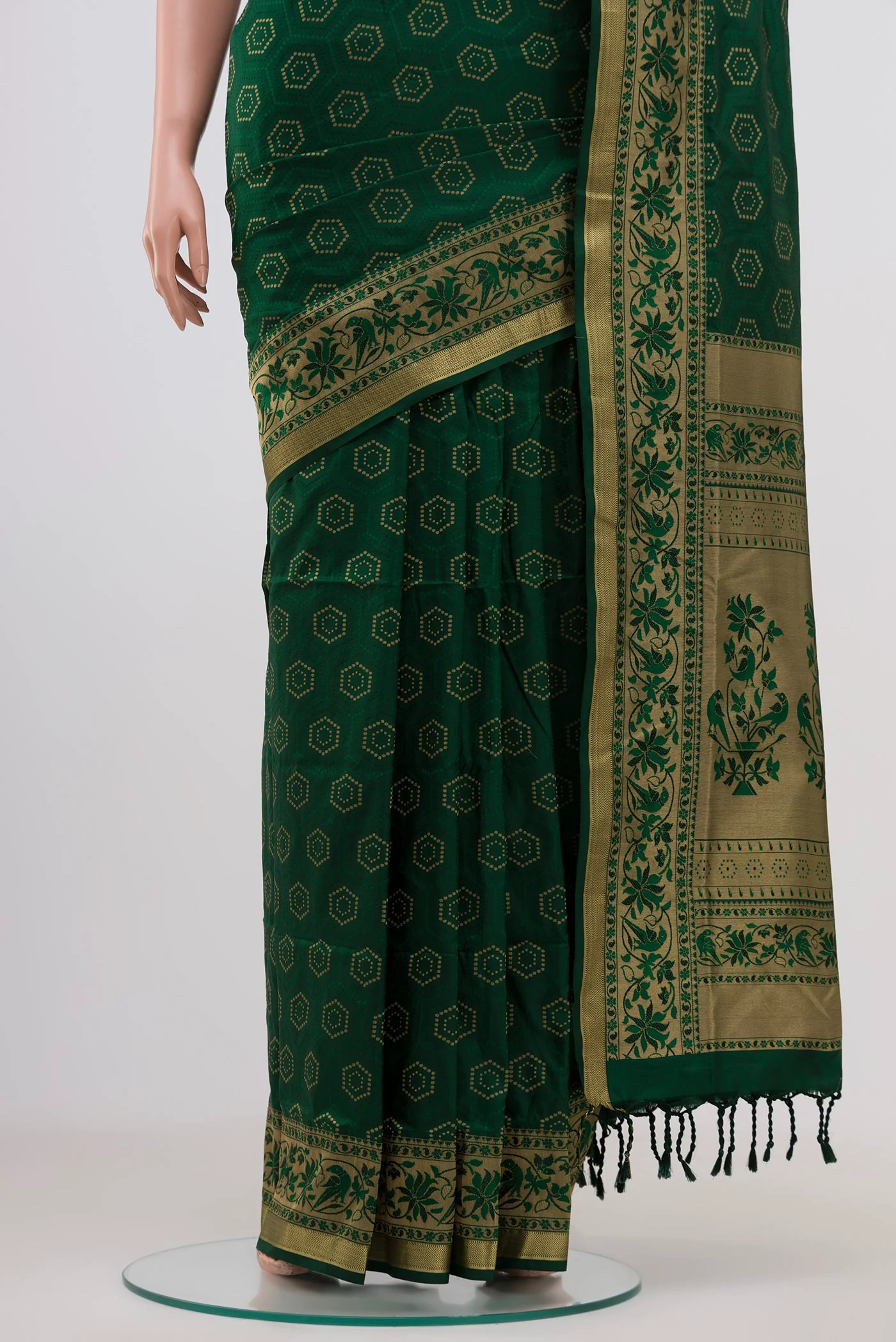 Green Soft Silk Saree - Image 3