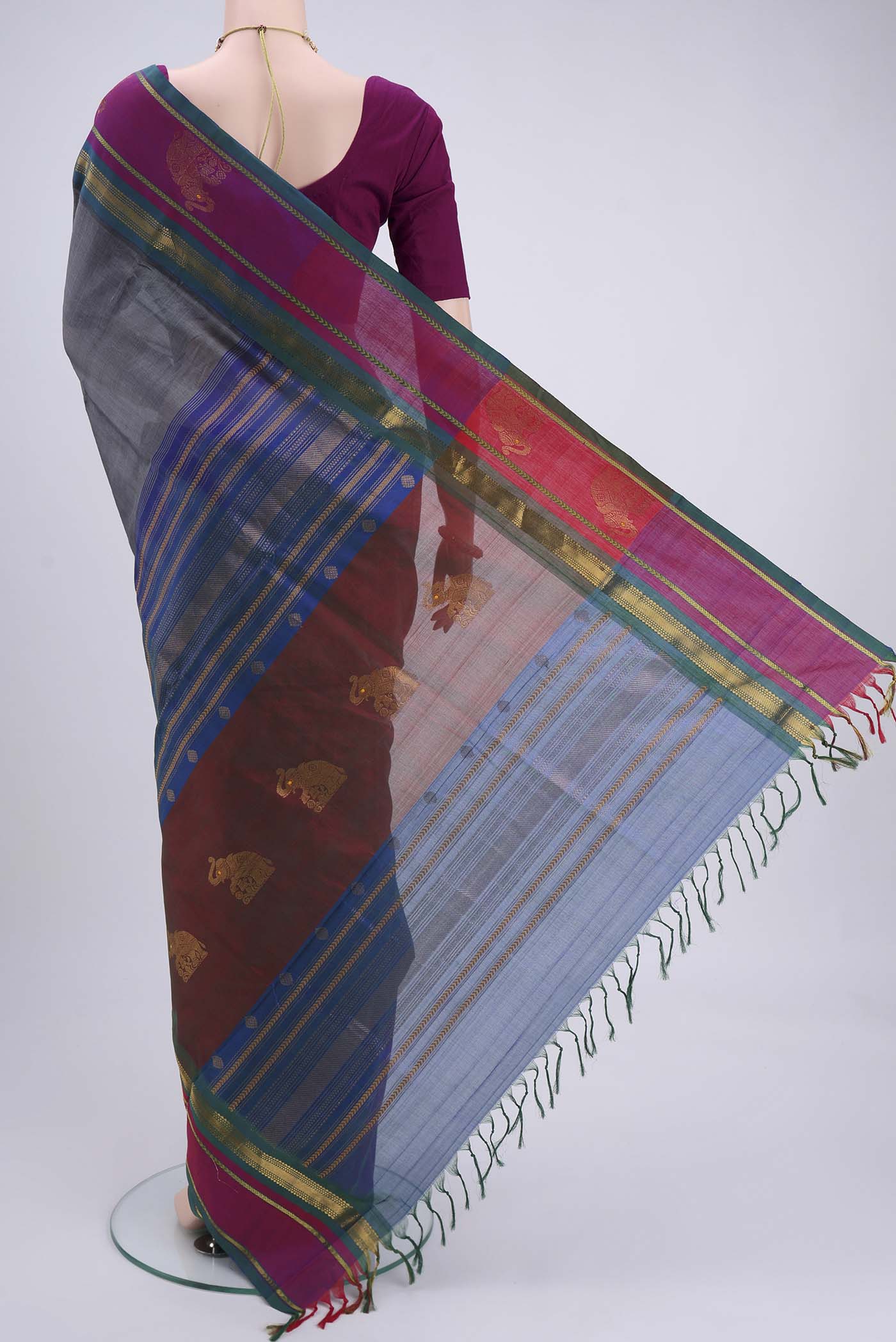 Grey Silk Cotton Saree - Image 3