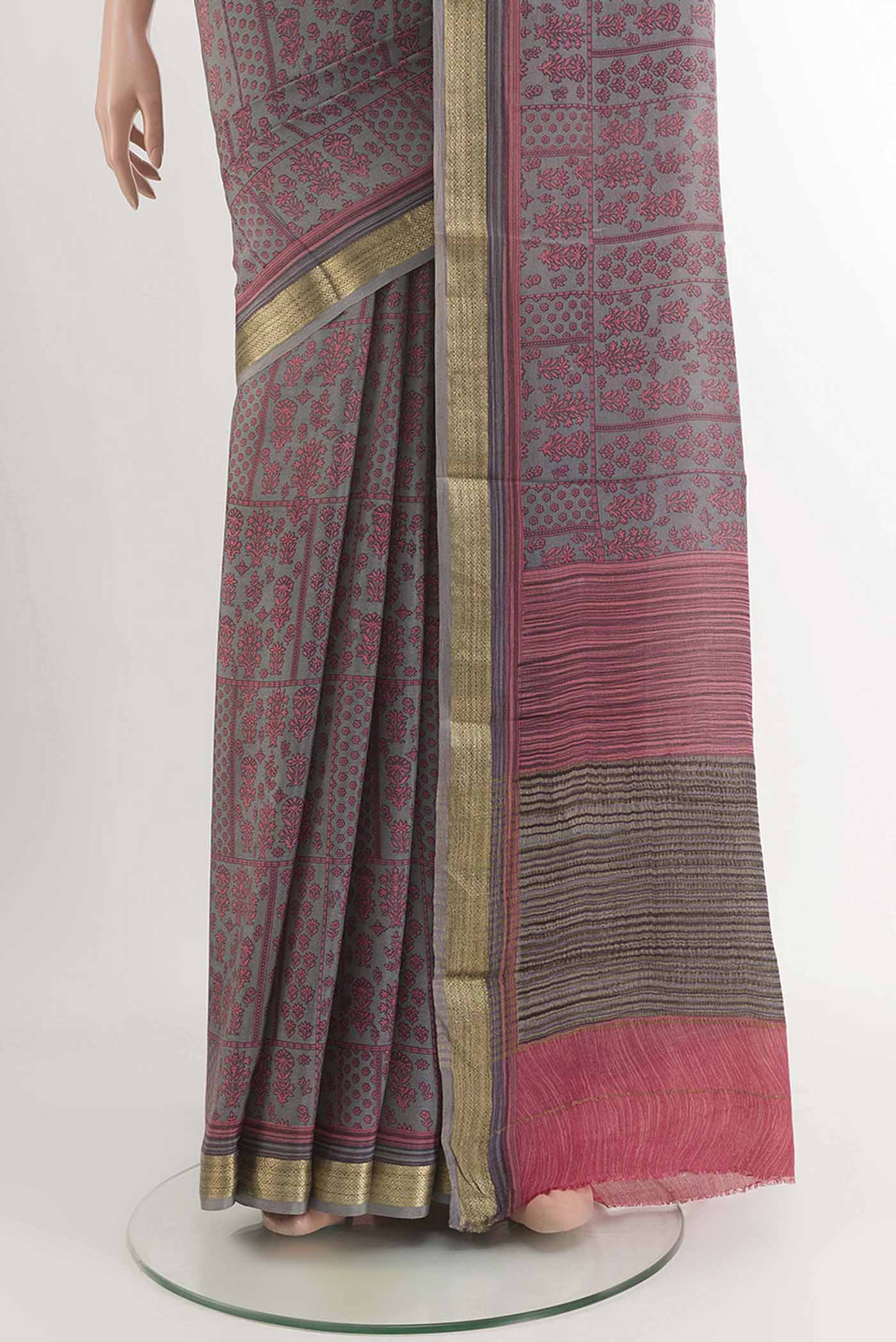Grey Crepe Saree - Image 3