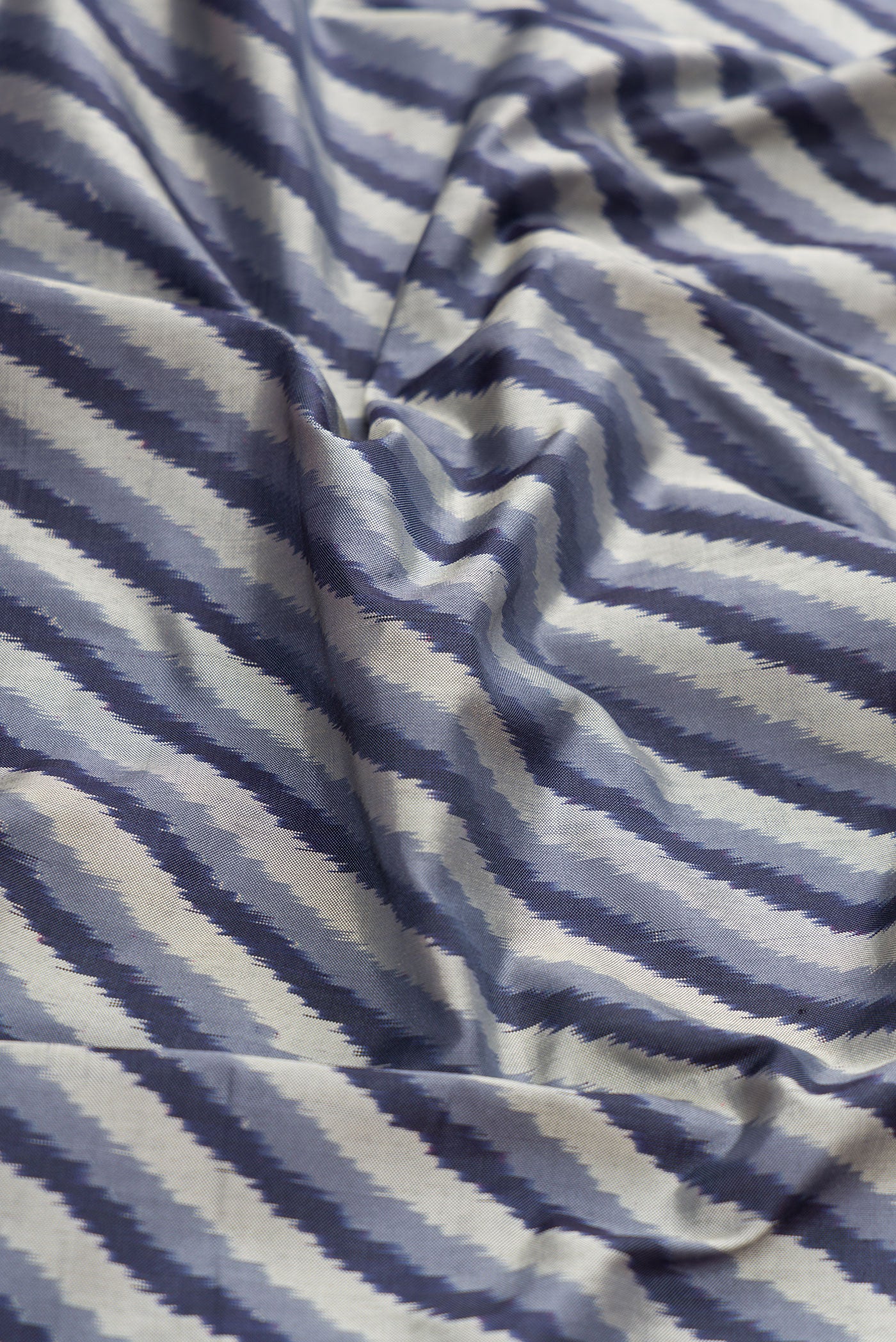 Blue Pochampally Silk Saree - Image 2