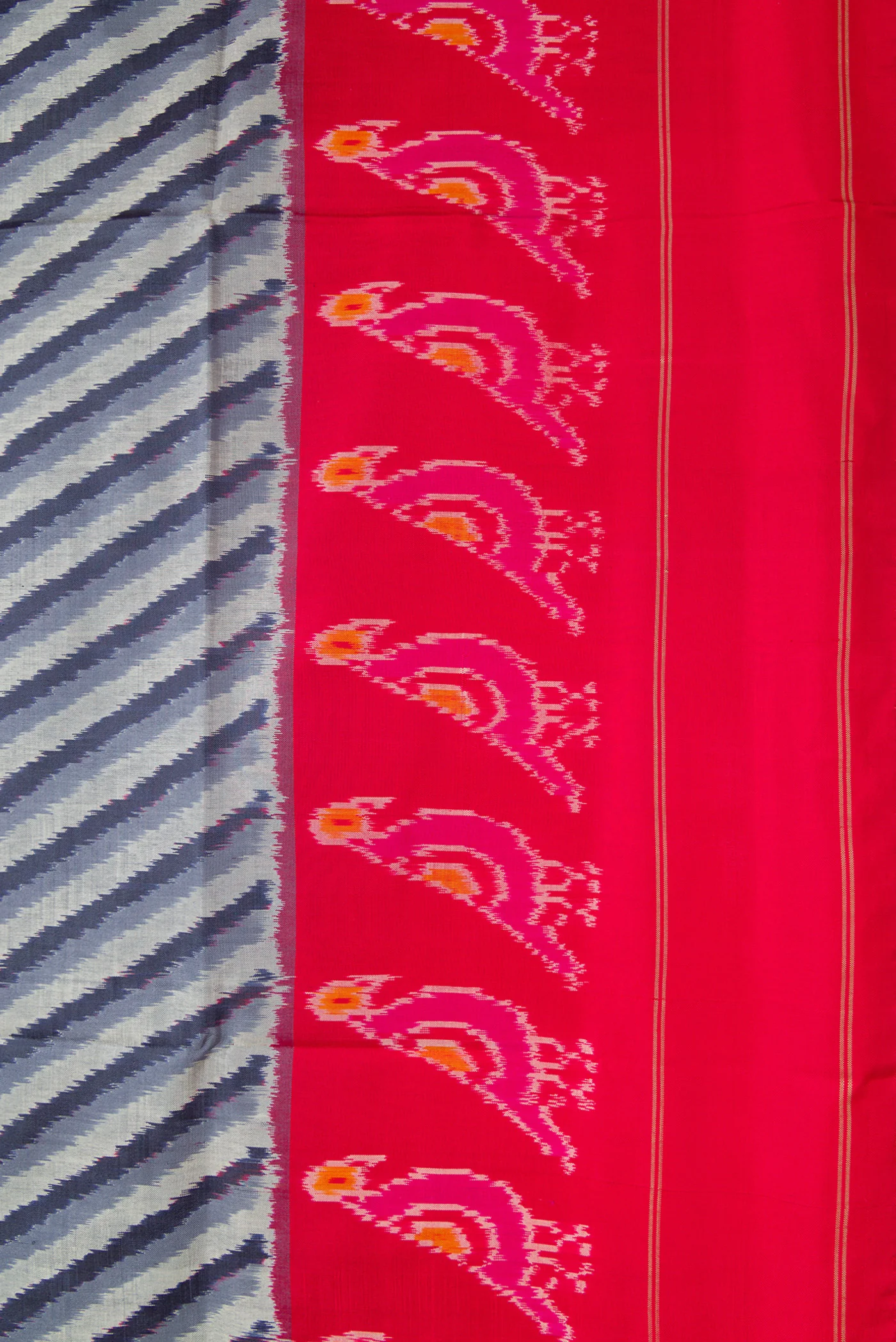 Blue Pochampally Silk Saree - Image 3