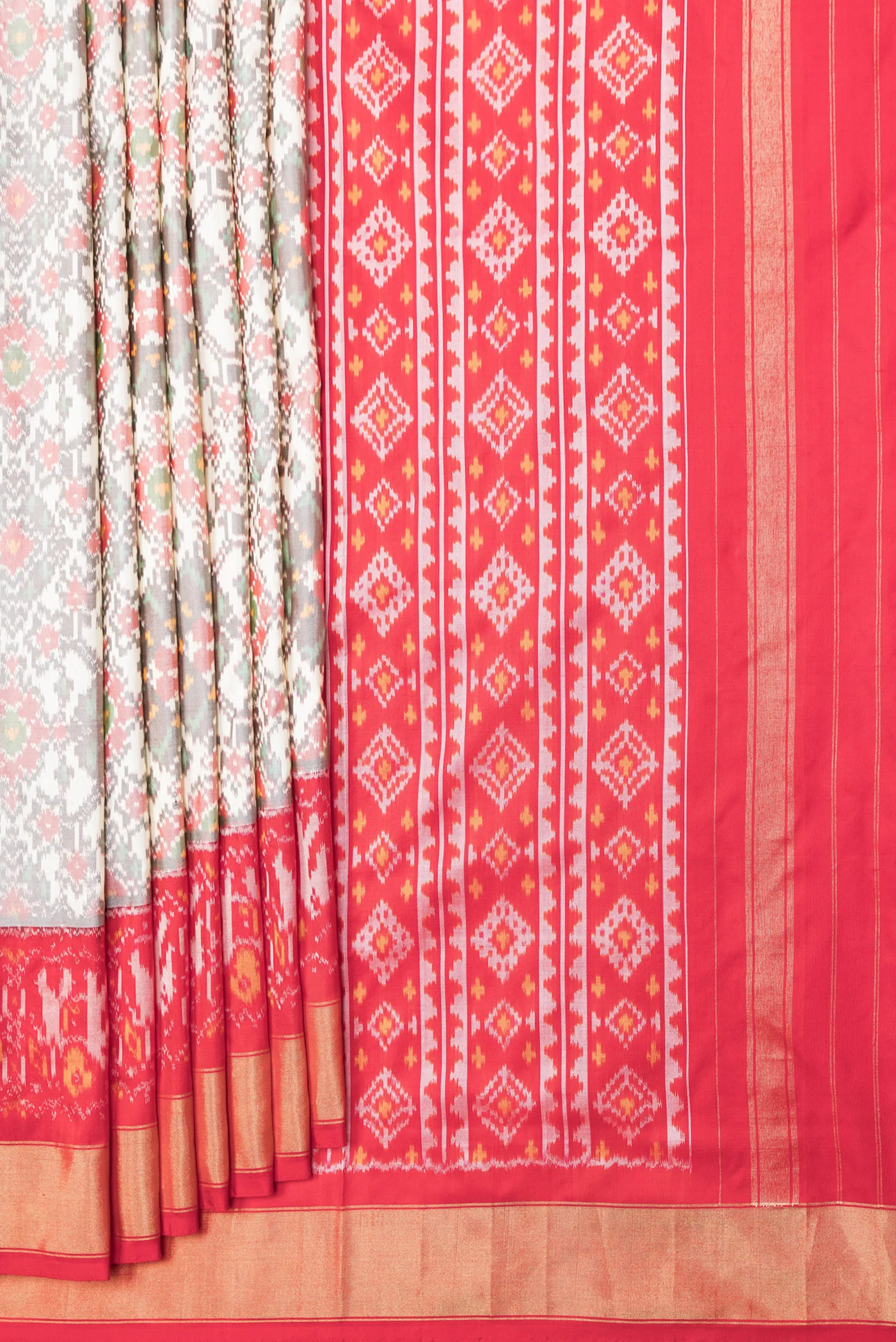 Off White Pochampally Silk Saree - Image 4