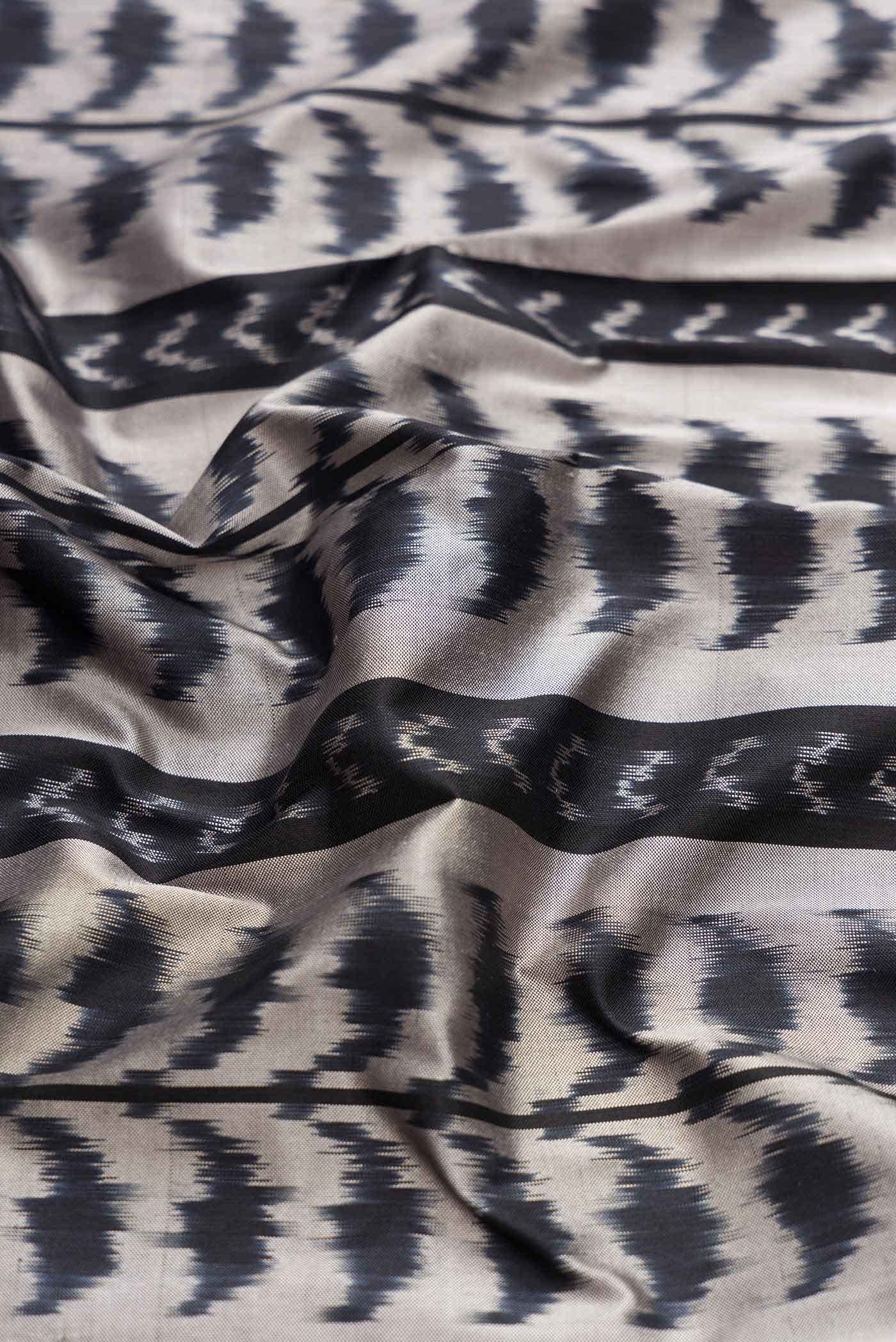 Grey Dual Tone Double Ikat Saree - Image 3