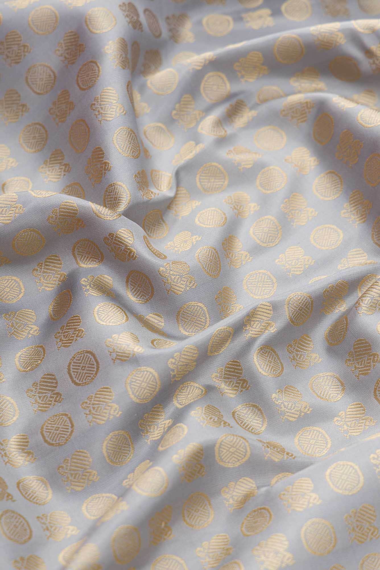 Grey Dual Tone Kanjivaram Silk Saree - Image 3