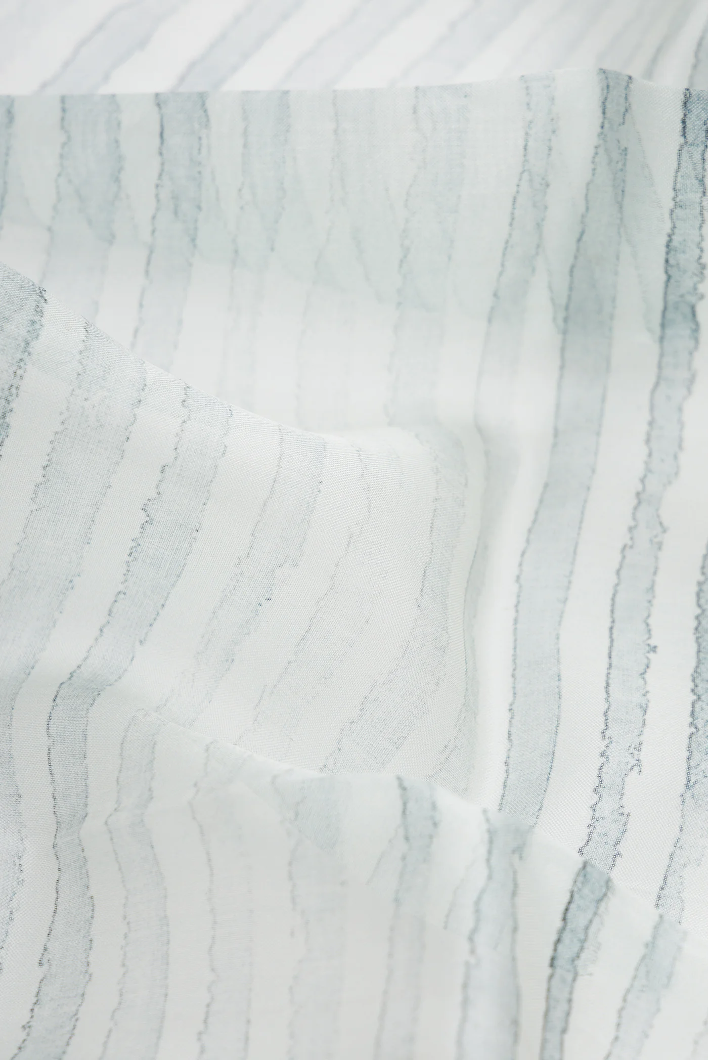 Grey Organza Silk Saree - Image 2