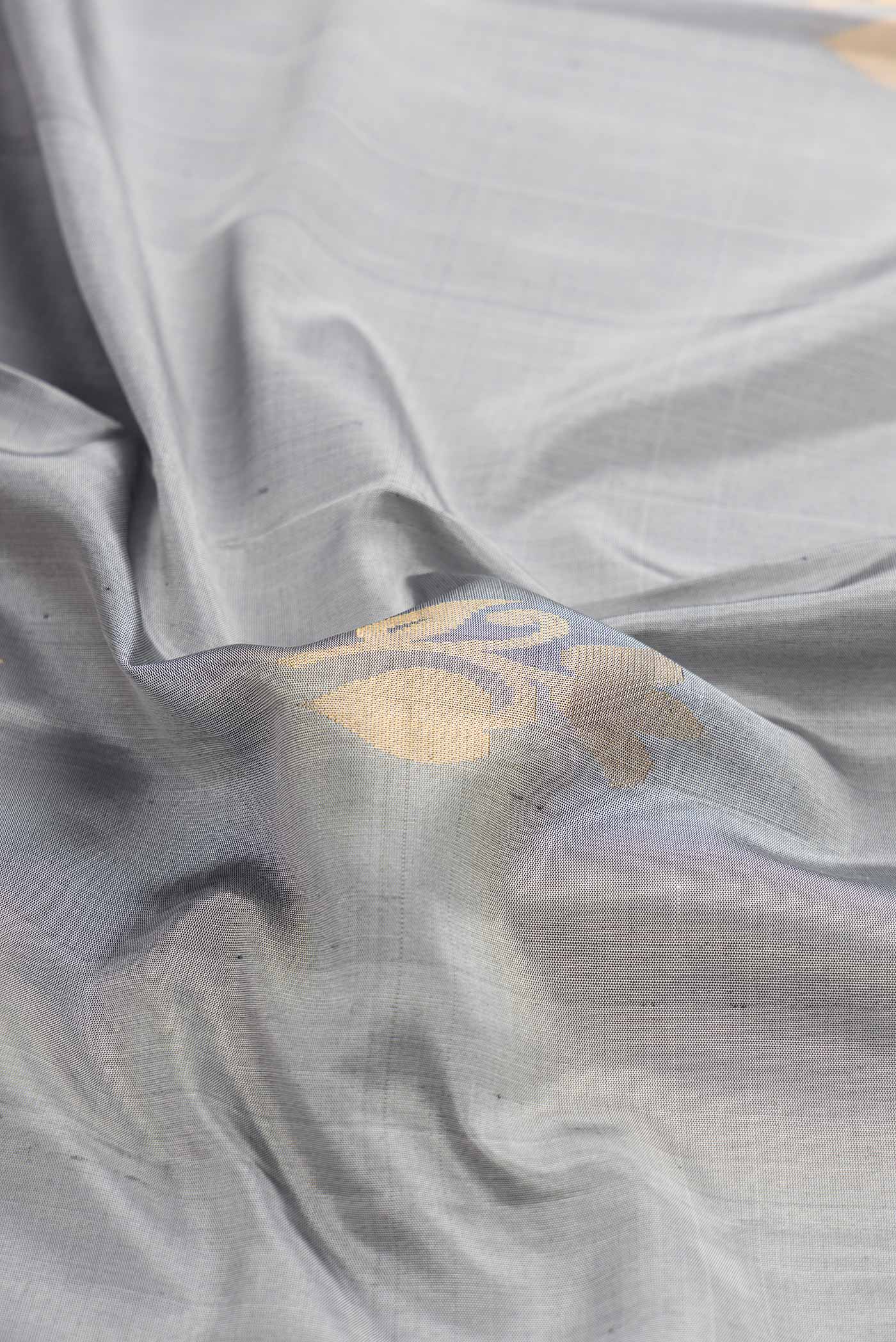 Grey Dual Tone Soft Silk Saree - Image 2