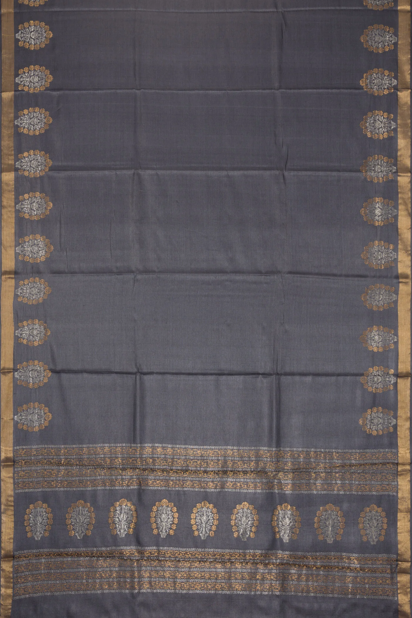 Davys Grey Tussar Silk Saree - Image 6