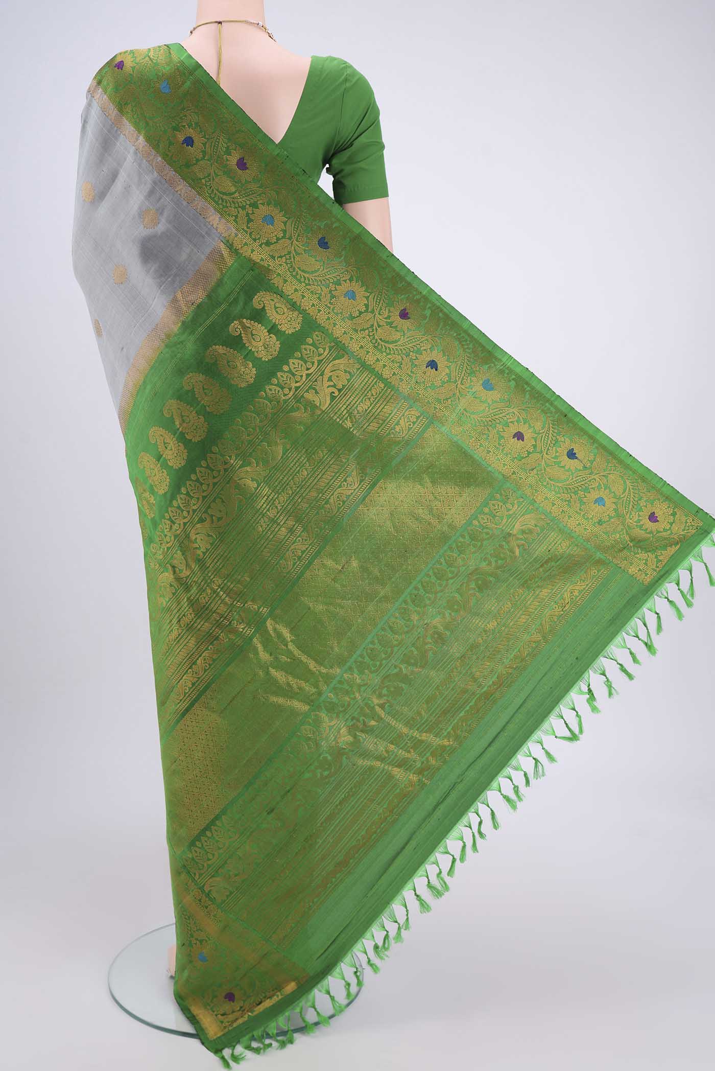 Grey Gadwal Silk Saree - Image 3