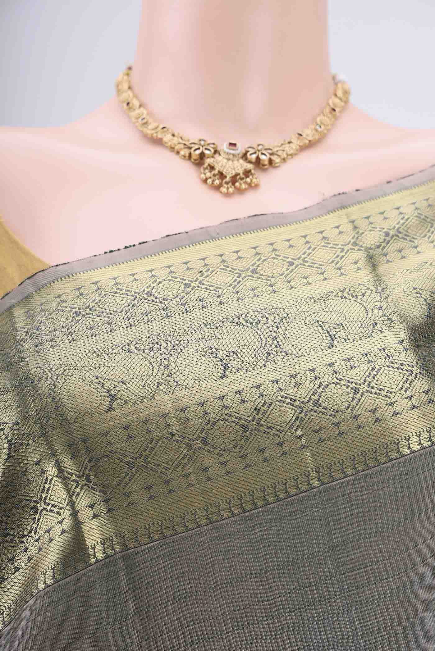 Grey Kanchipuram Silk Saree - Image 2