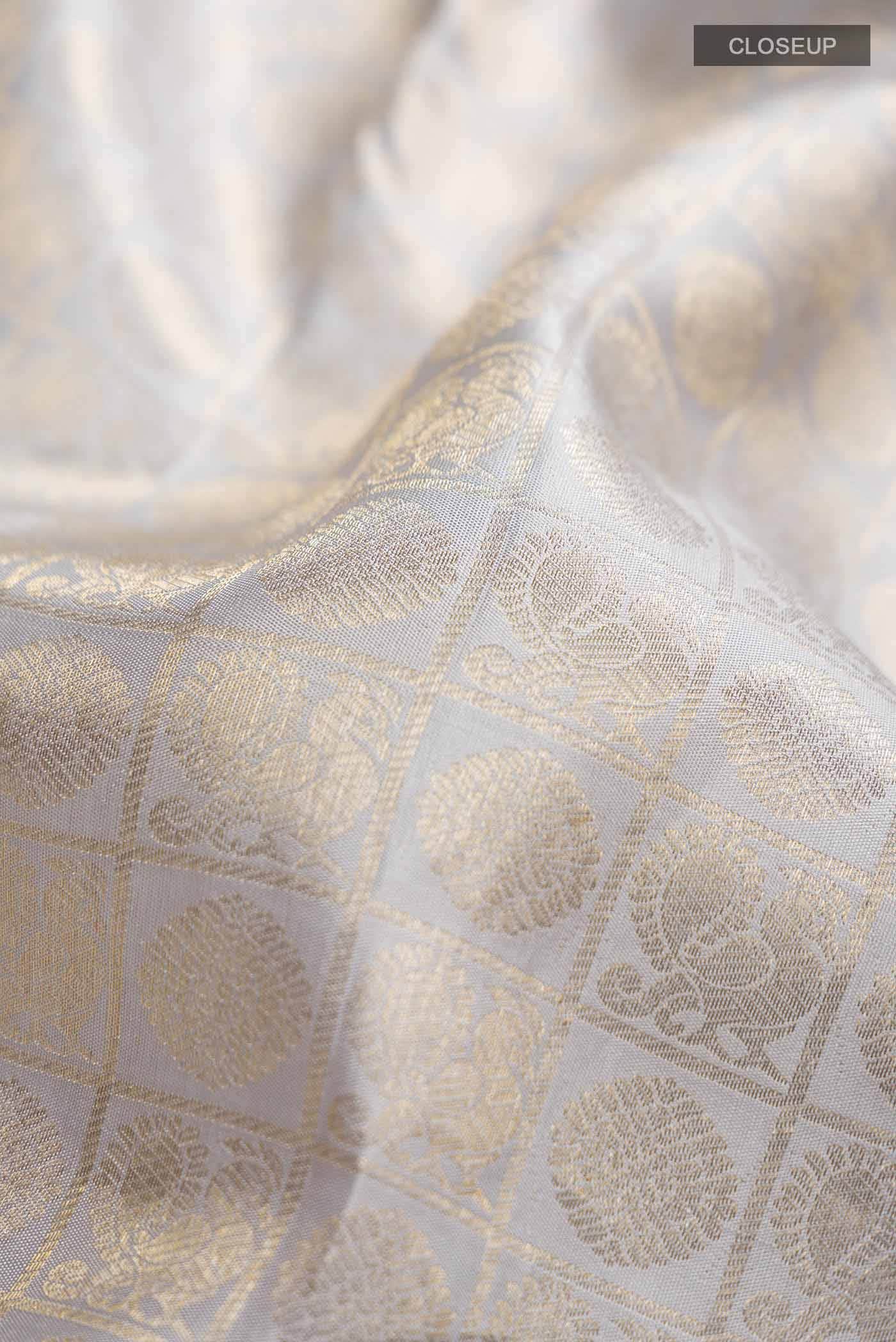 Grey Kanchipuram Silk Saree - Image 3
