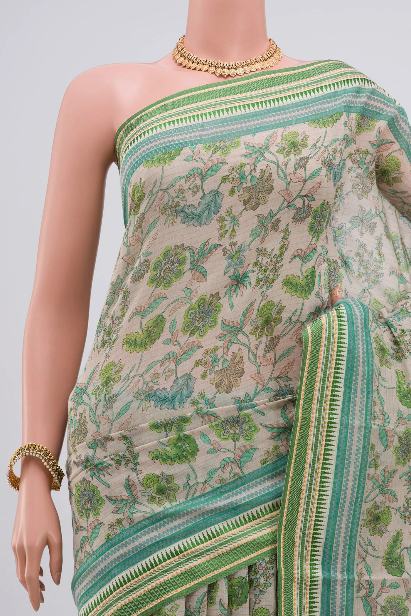 Beige Tussar Silk Saree - Image 2