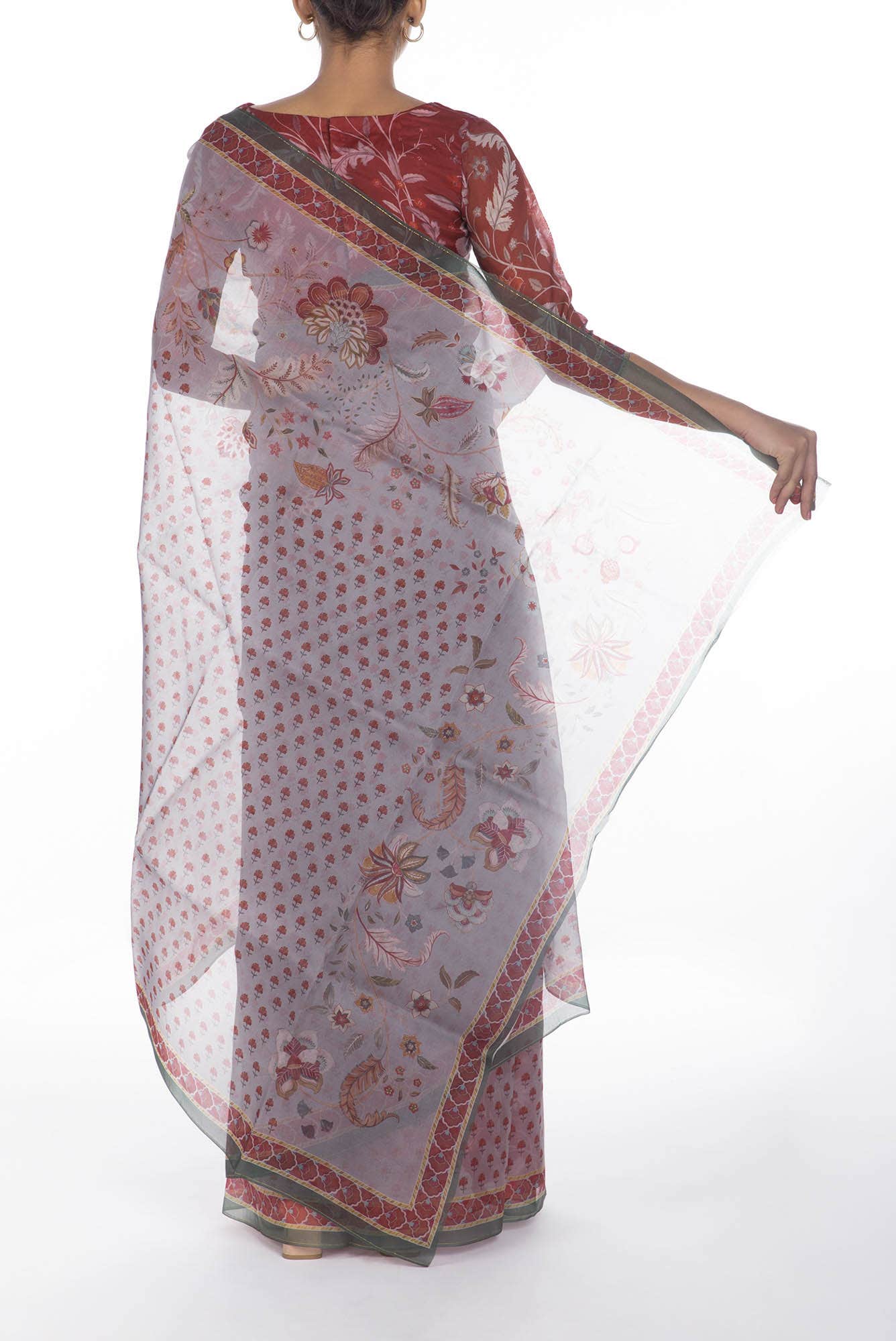 Pushpavalli Grey floral design saree from Chintz Collection, Designed by Nalli - Image 5