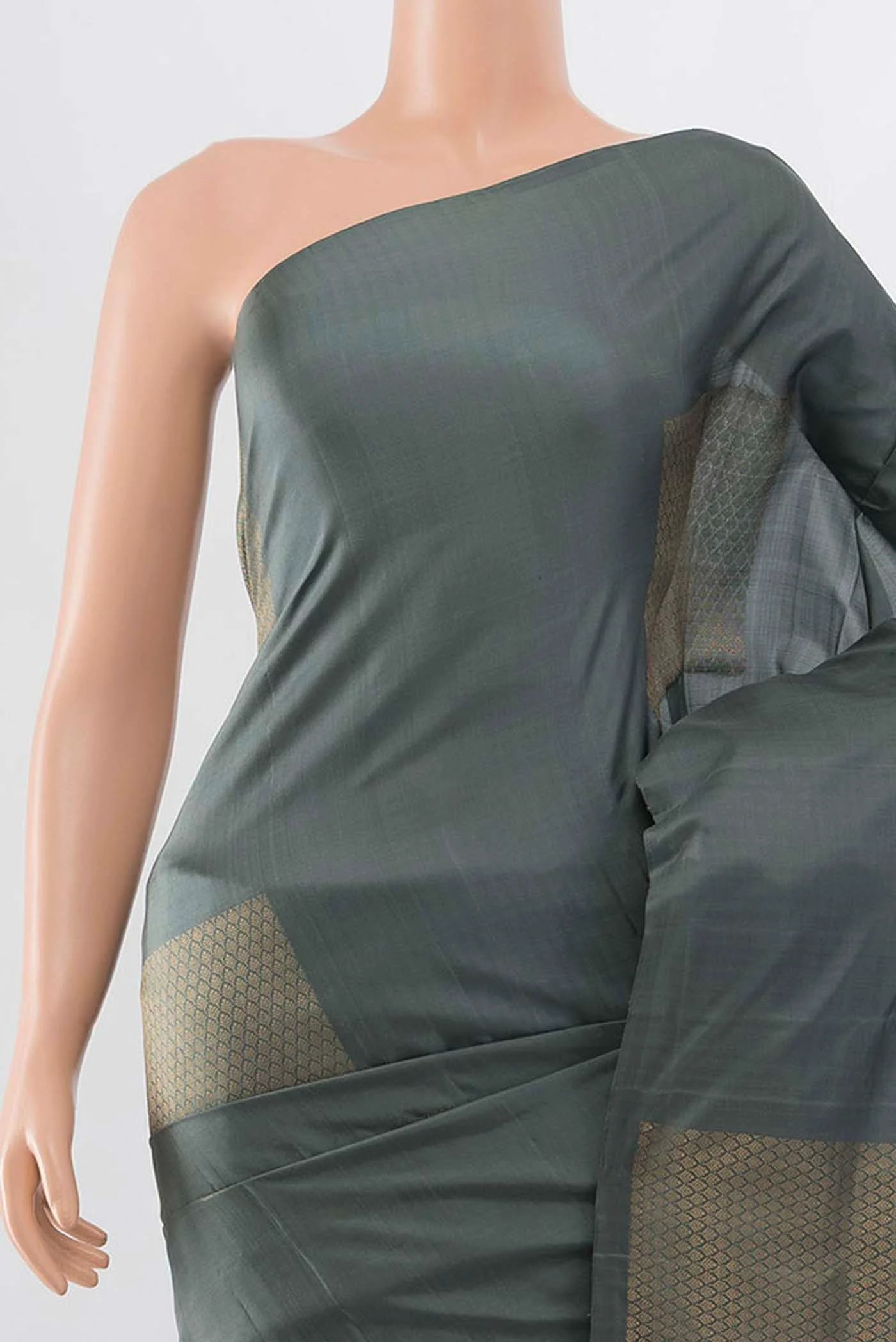 Grey Soft Silk Saree - Image 2