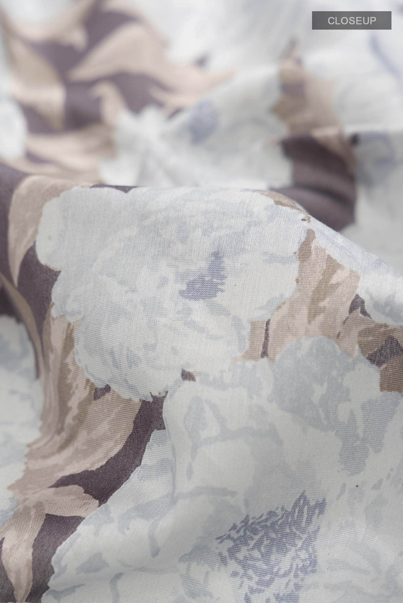 Grey Tussar Silk Saree - Image 2