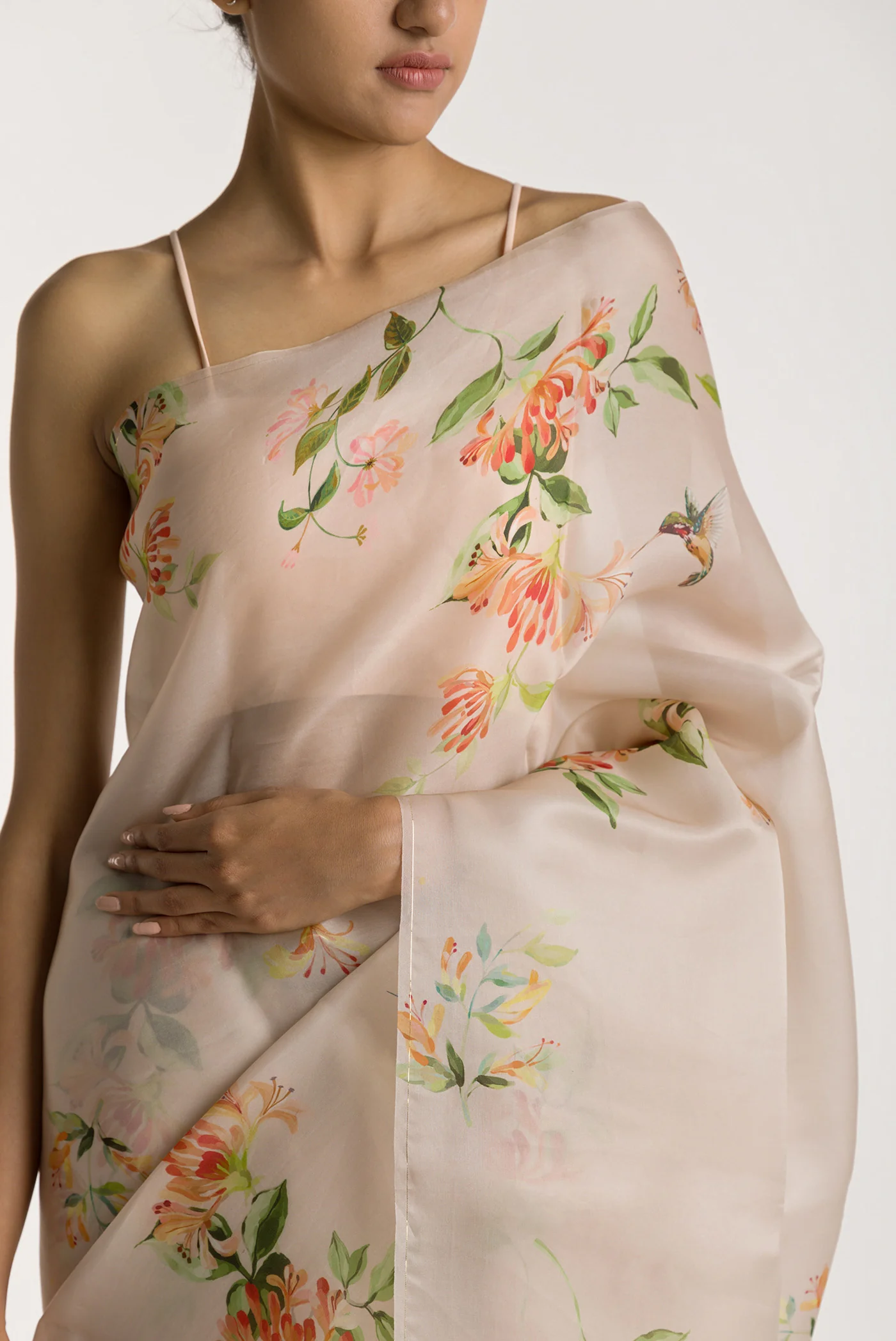 Humming Hovers-White Satin Organza Saree - Image 2