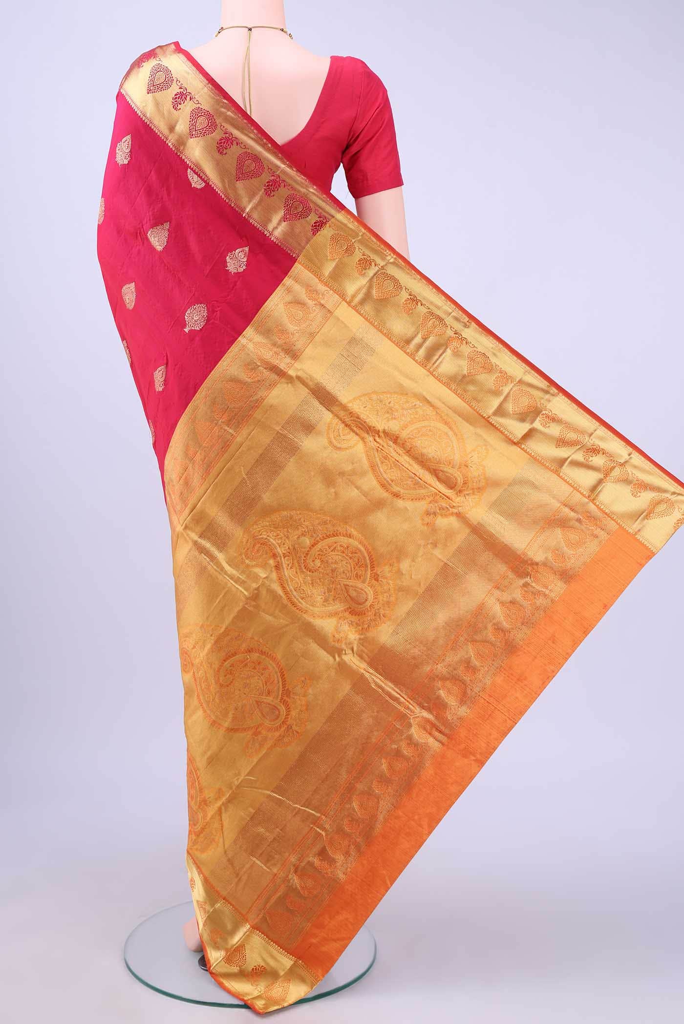 Imperial Red Blended Bangalore Silk Saree - Image 2