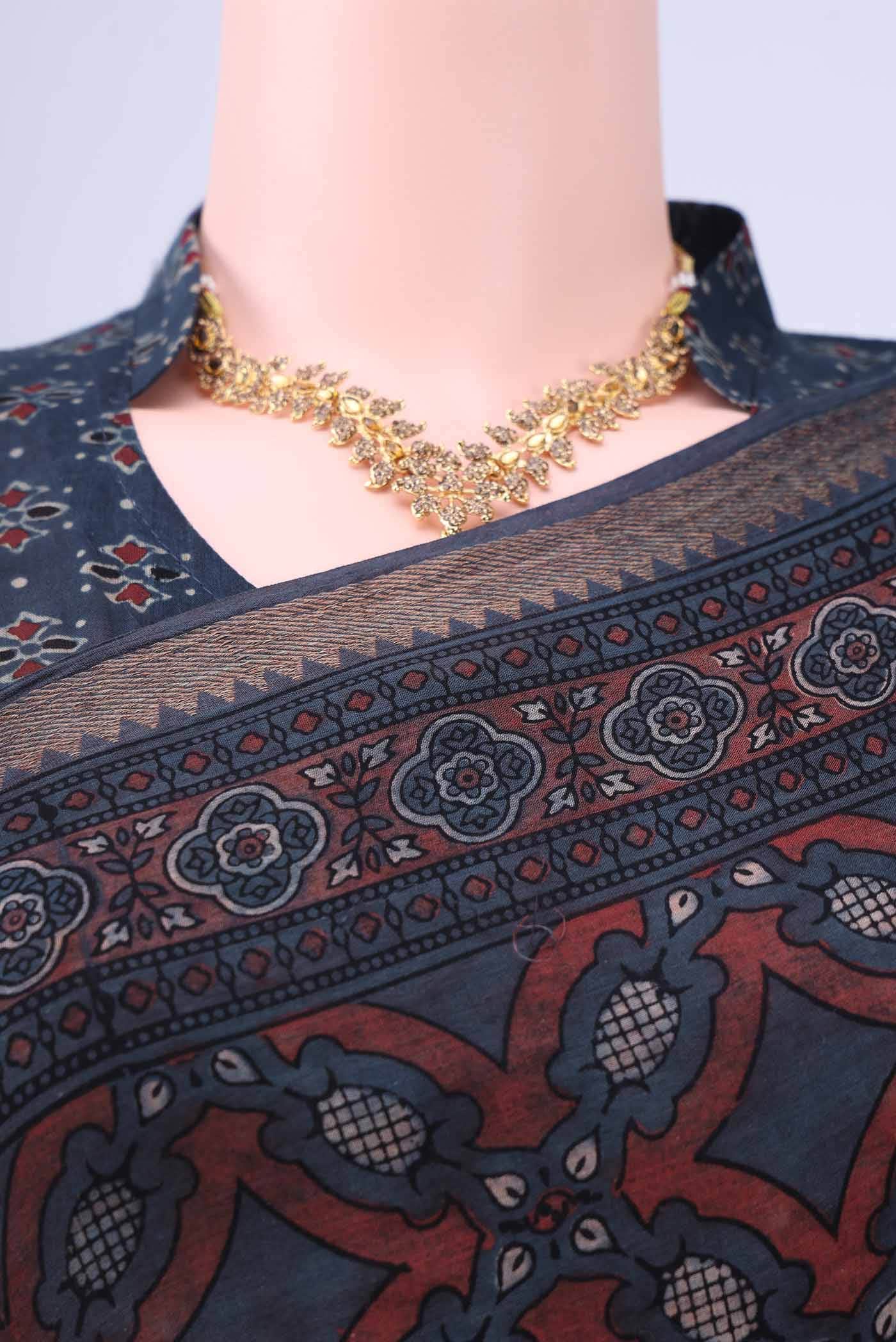 Indigo Cotton Saree - Image 3