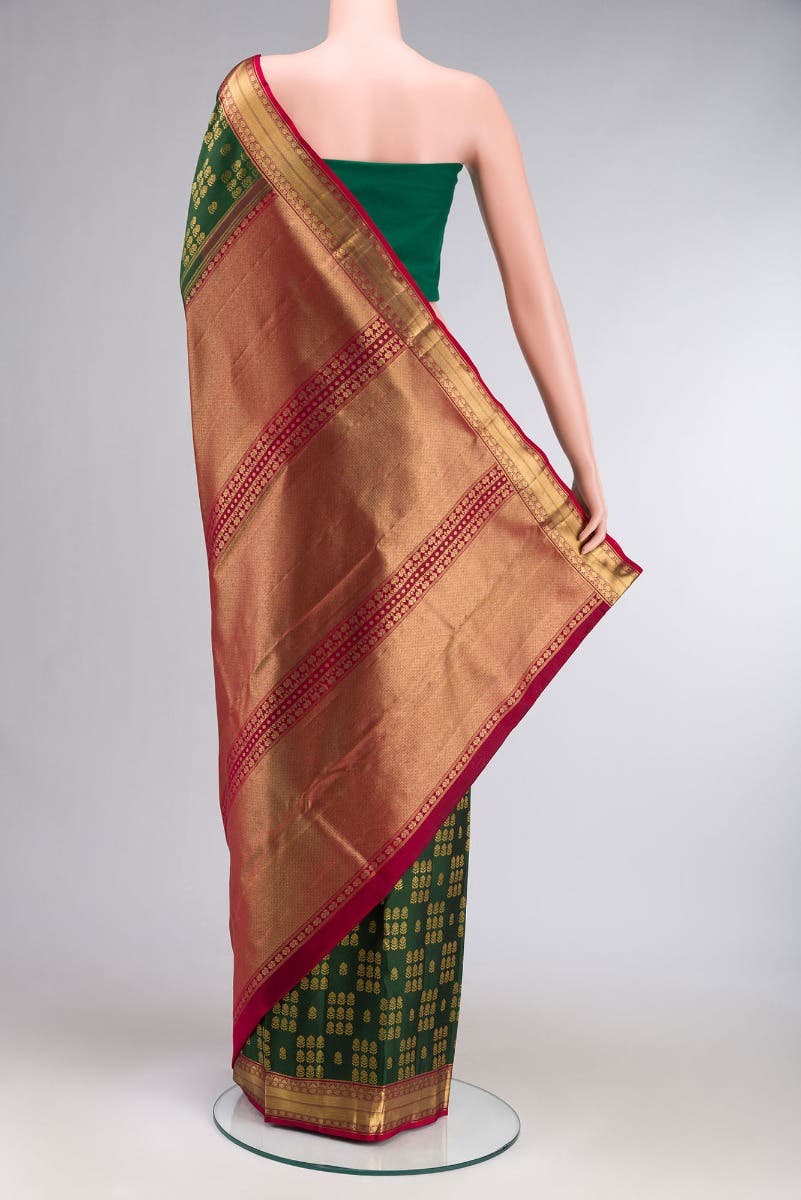 Kanaka-Green Kanchipuram Silk Saree - Image 4