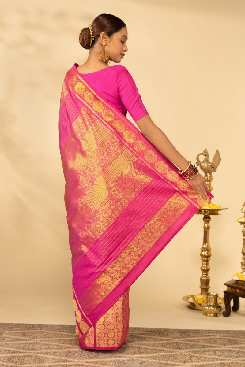 Kanmani-Black Kanchipuram Silk Saree - Image 6