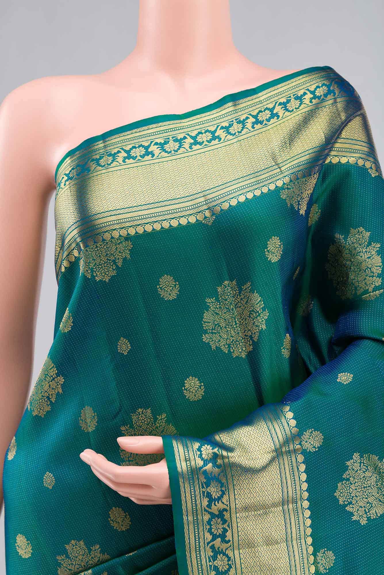 Kavini-Blue with Green Dual Tone Kanchipuram Silk Saree - Image 3