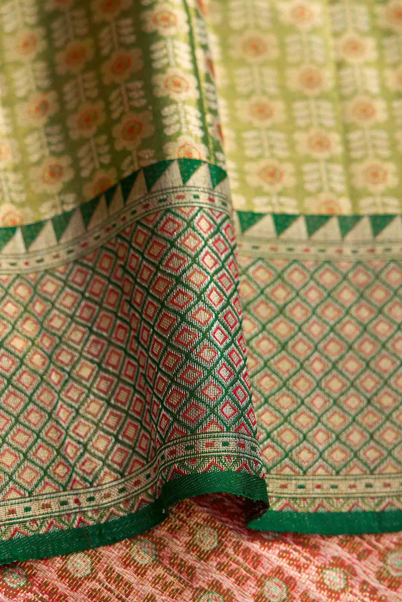Lavender Dual Tone Kanjivaram Tissue Silk Saree - Image 6