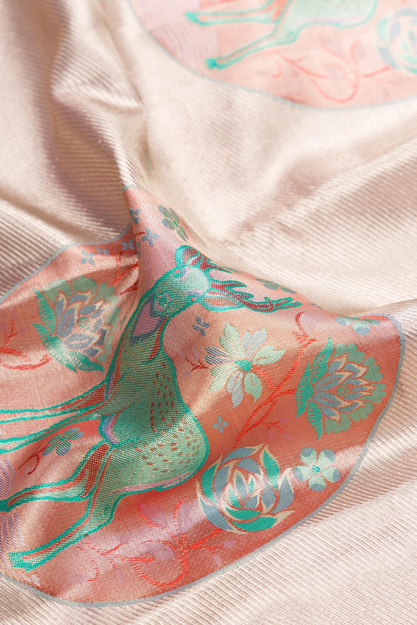 Lavender Dual Tone Kanjivaram Tissue Silk Saree - Image 2