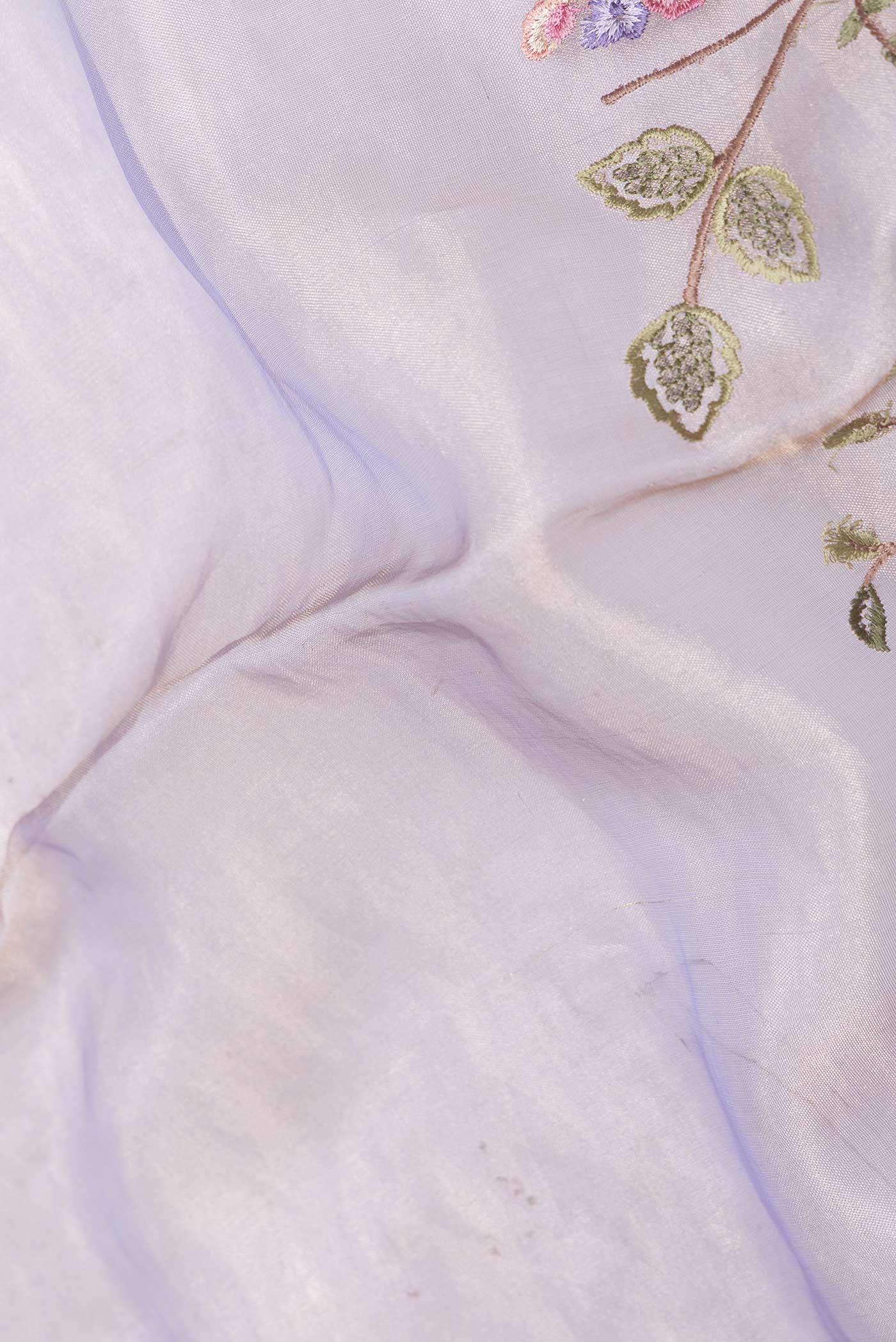 Lavender Dual Tone Organza Silk Saree - Image 2