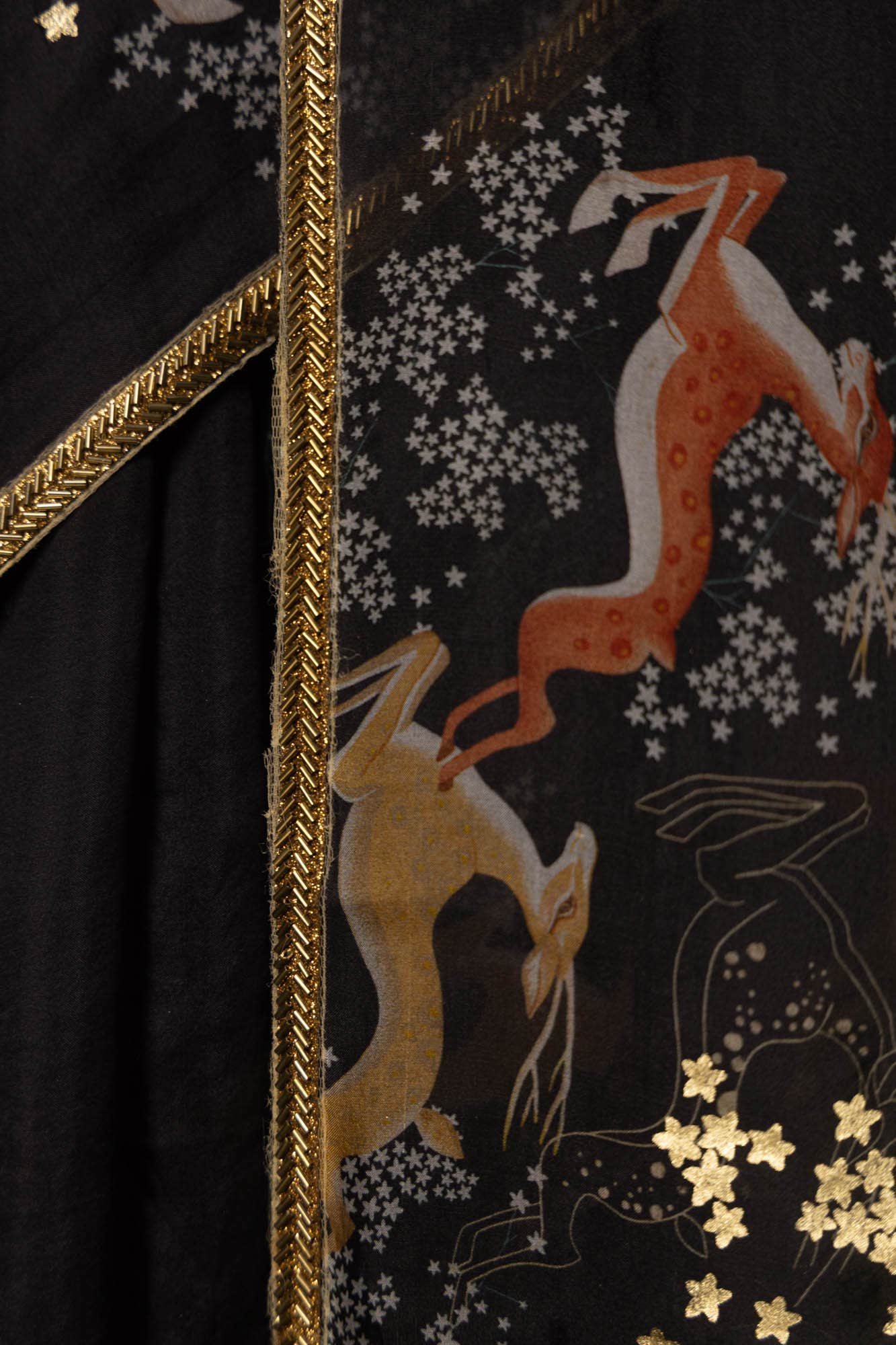 Leaping Deer-Black Pure Organza Silk Saree - Image 5