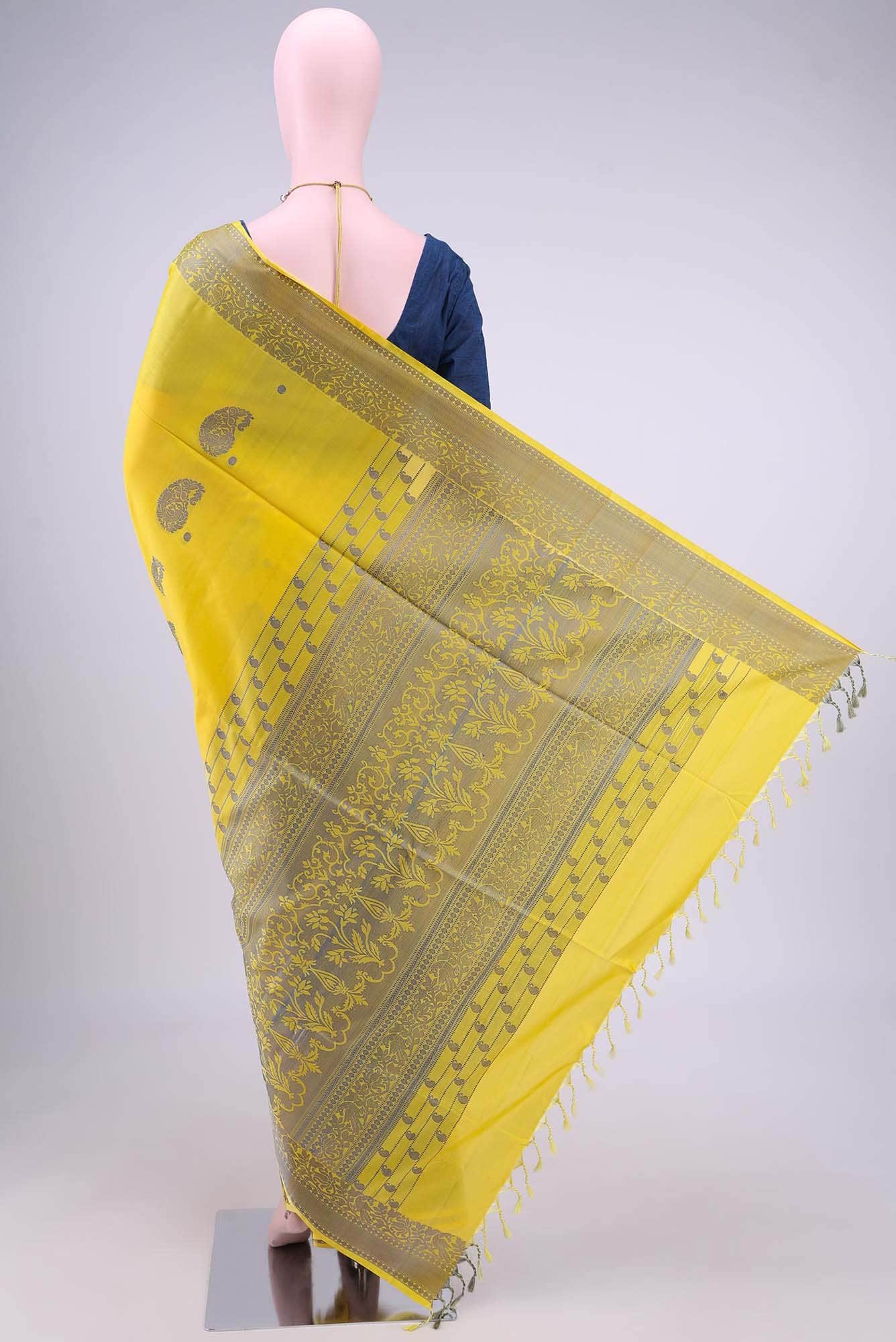 Lemon Yellow Kanchipuram Saree - Image 2