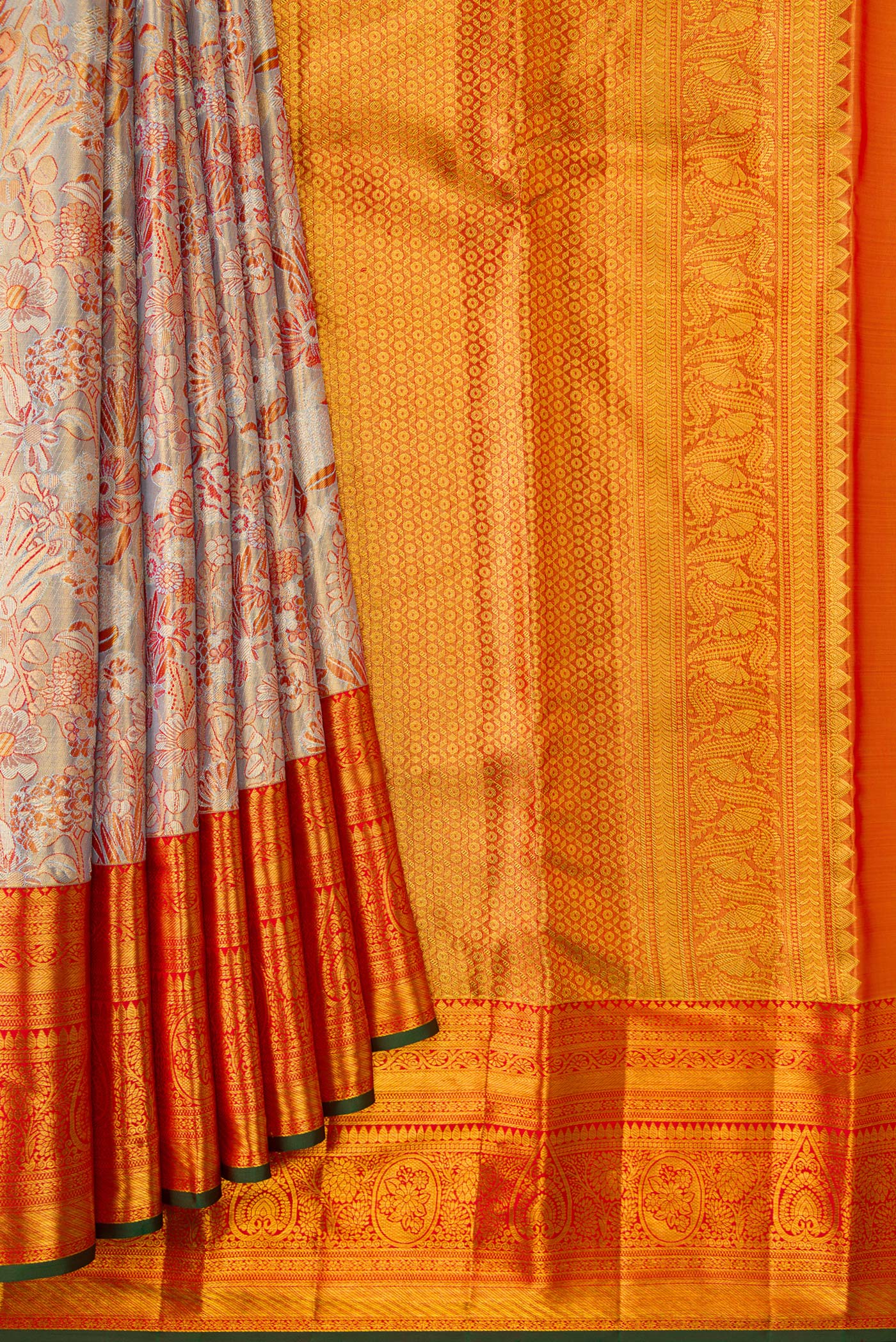 Lilac with Gold Color Kanjivaram Tissue Silk Saree - Image 4