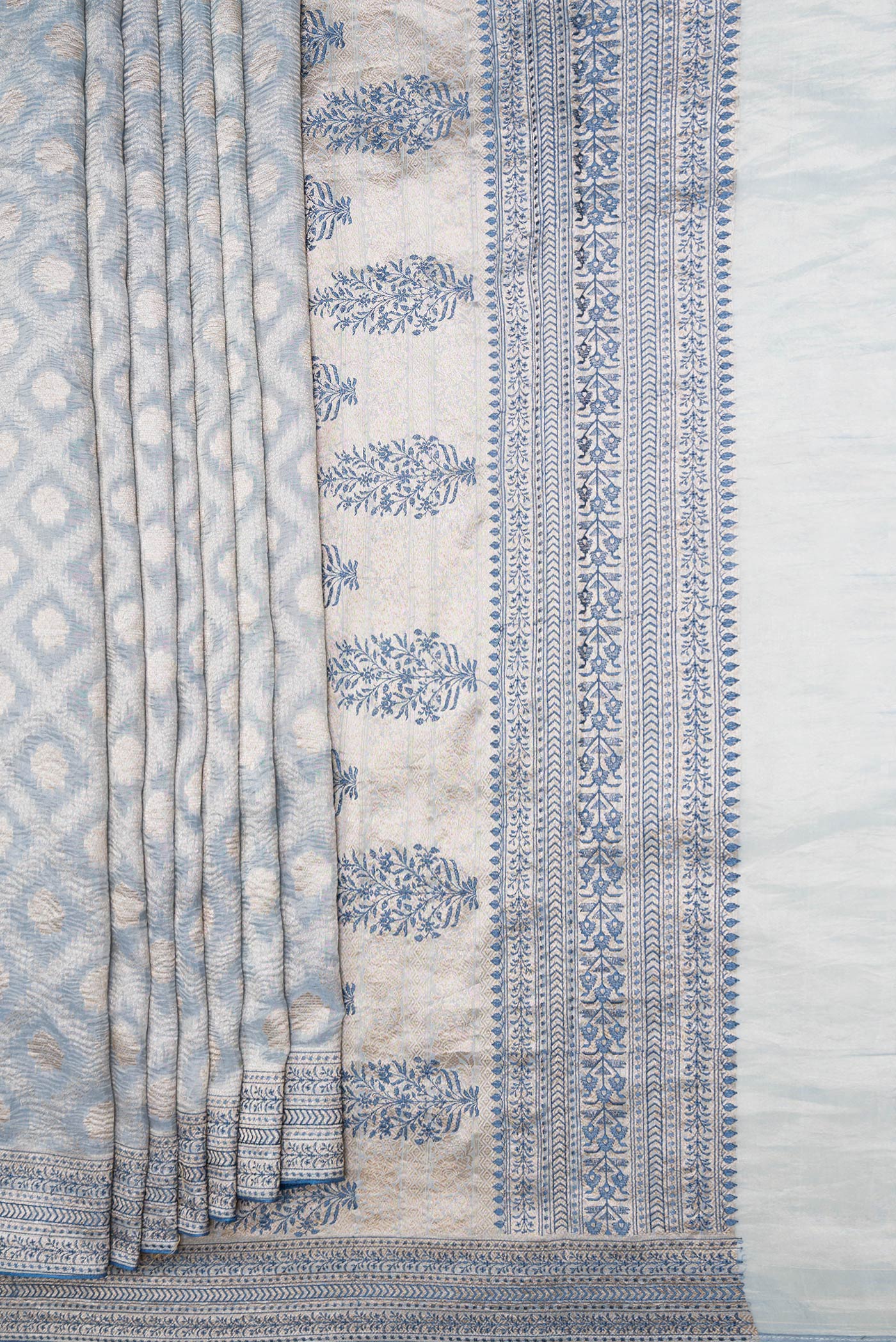 Light Blue Dual Tone Organza Silk Saree - Image 4