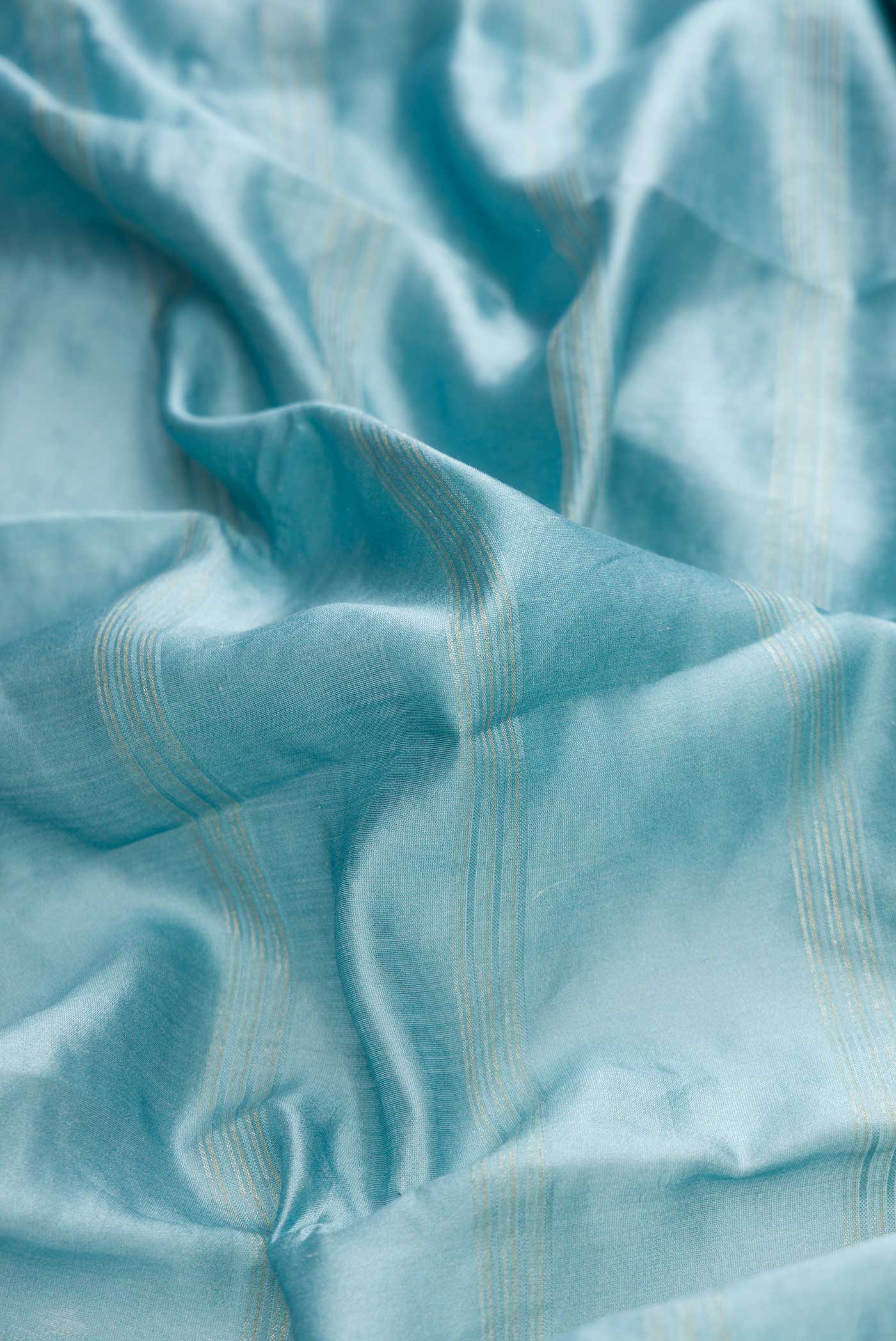 Light Blue Dual Tone Tussar Silk Saree - Image 2