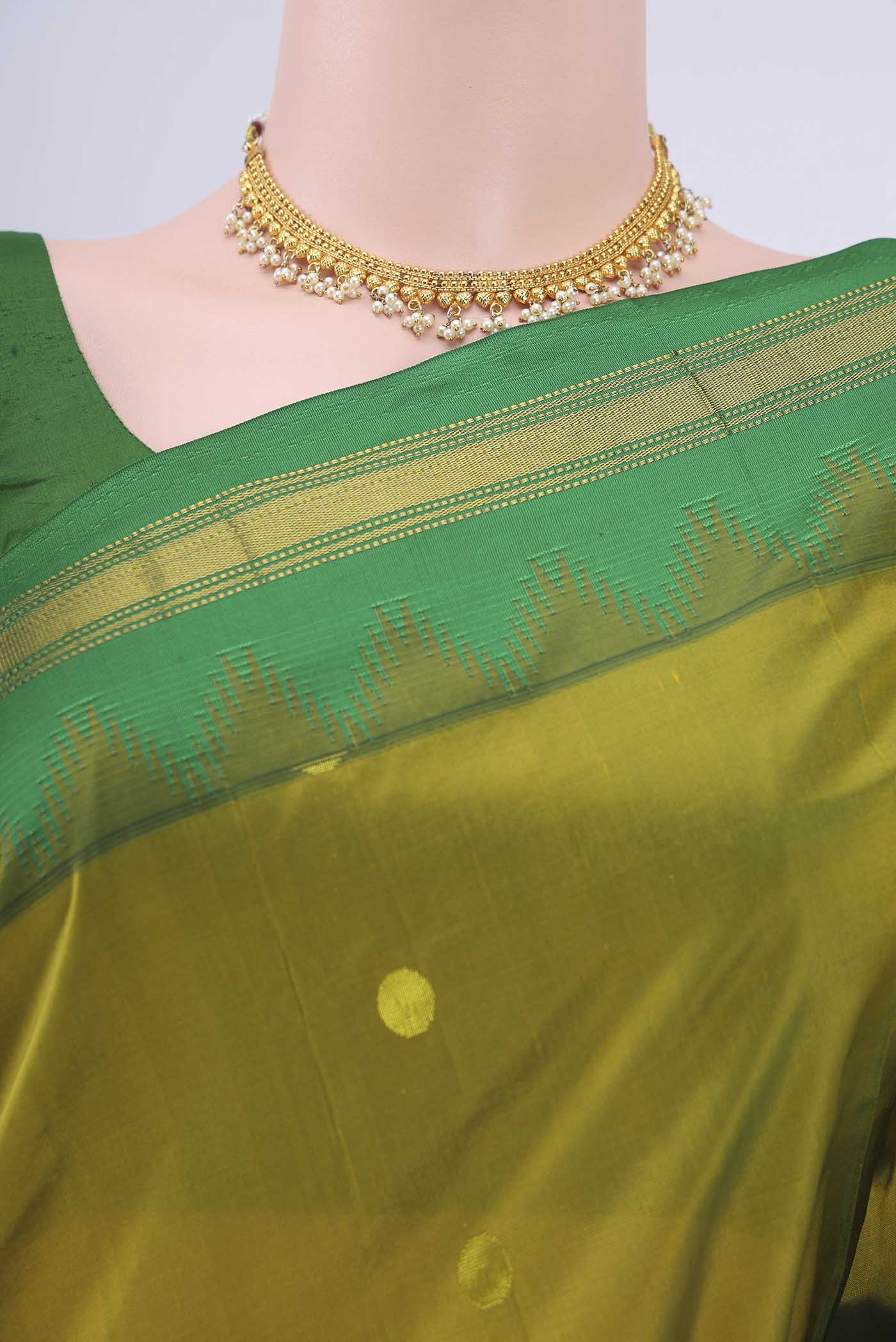 Light Green Dual Tone Bangalore Silk Saree - Image 2