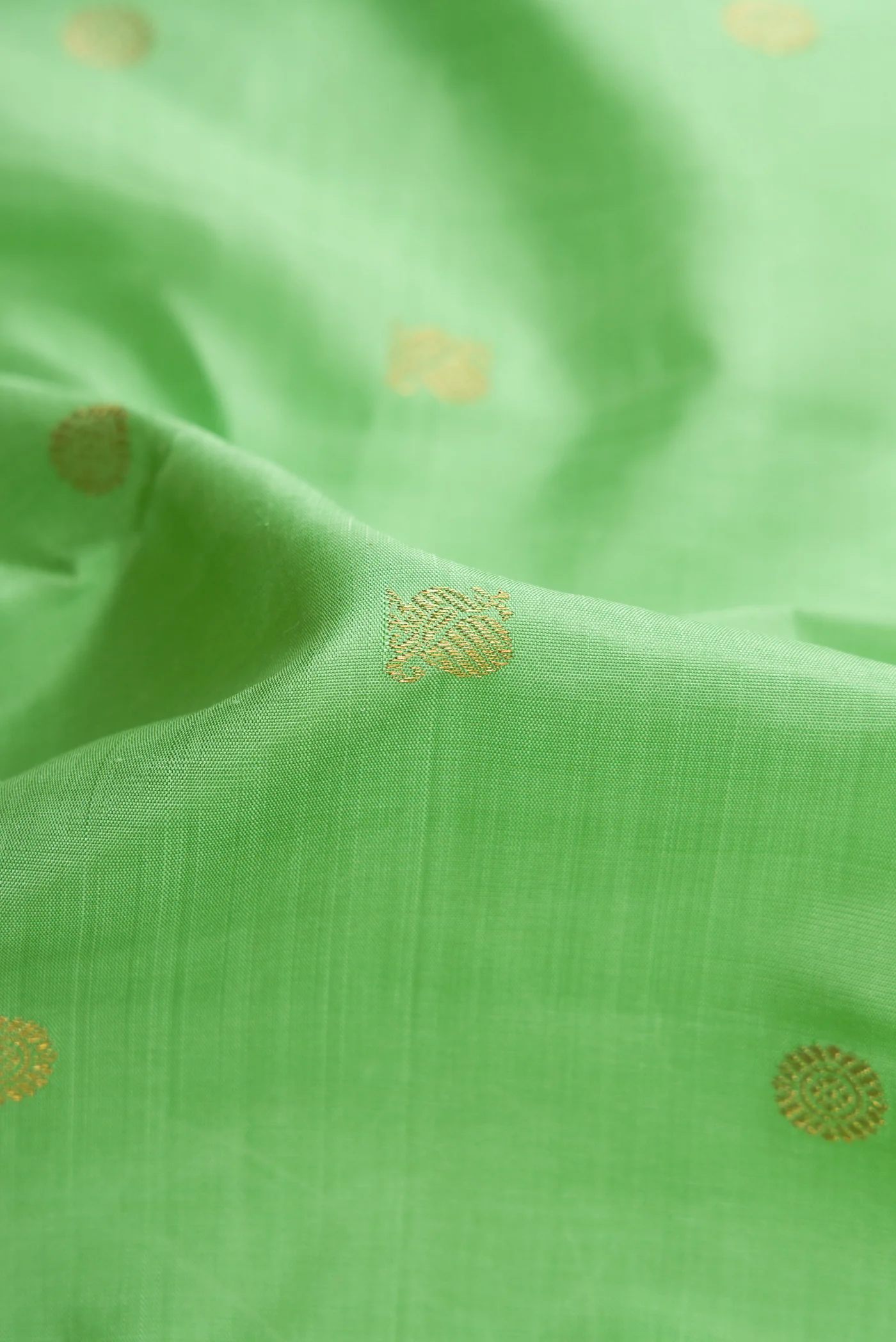 Pure Silk Pure Zari Light Green Kanjivaram Saree - Image 2