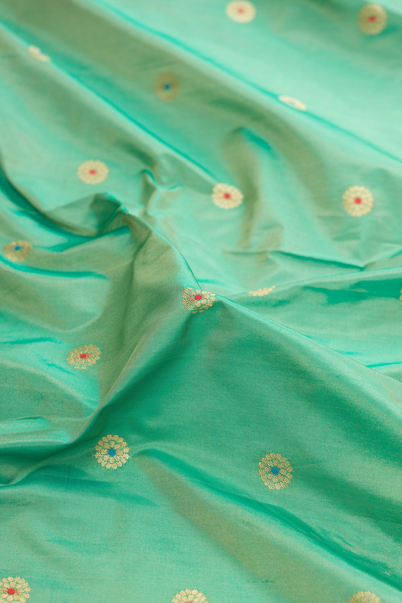 Light Green Blended Paithani Silk Saree - Image 2
