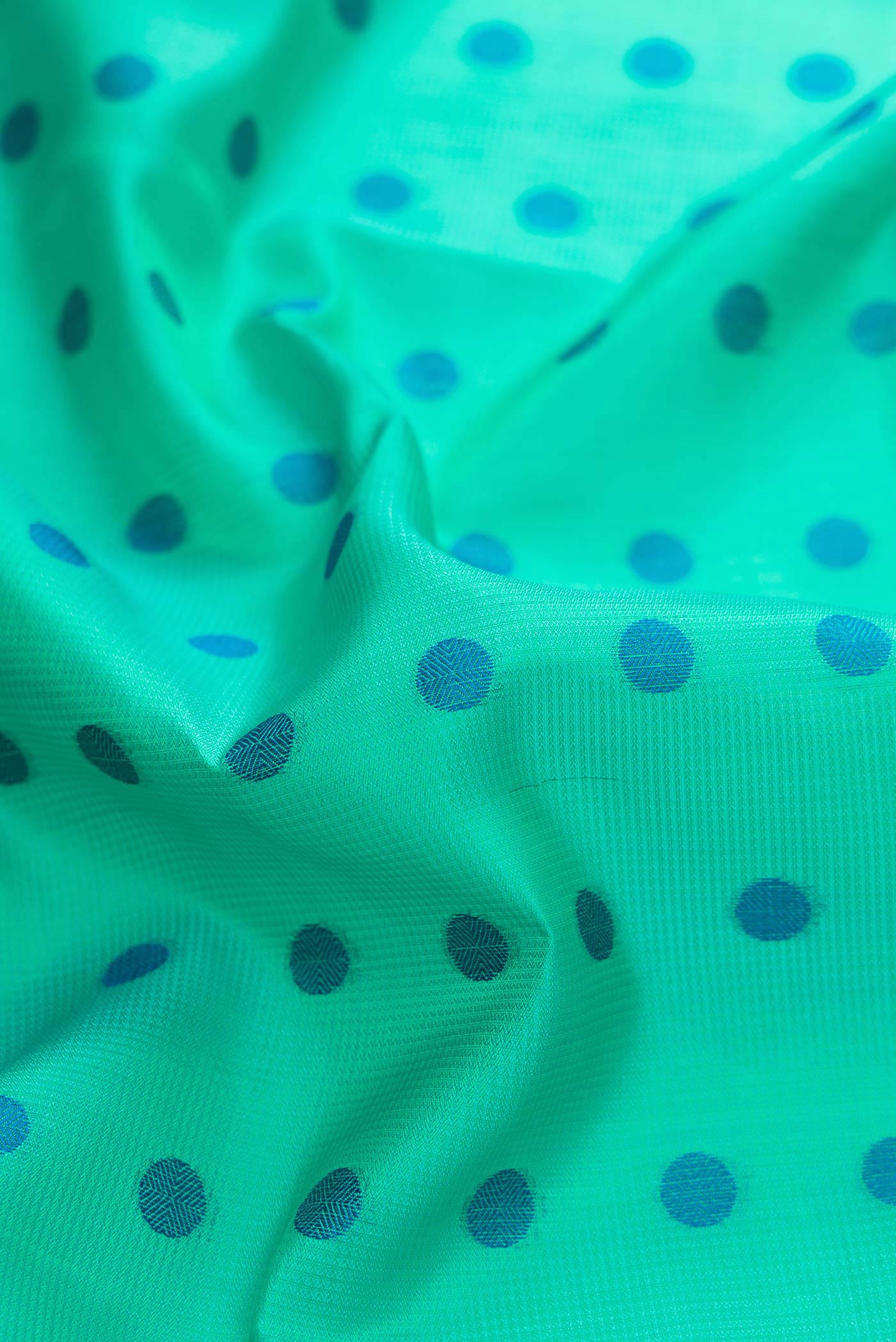 Sea Green Dual Tone Soft Silk Saree - Image 2