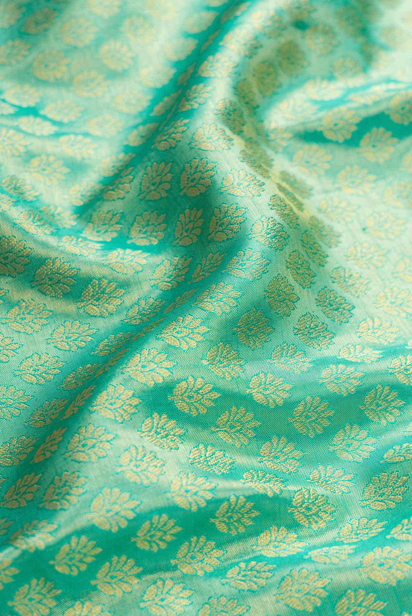 Light Green Kanchipuram Tissue Silk Saree - Image 3
