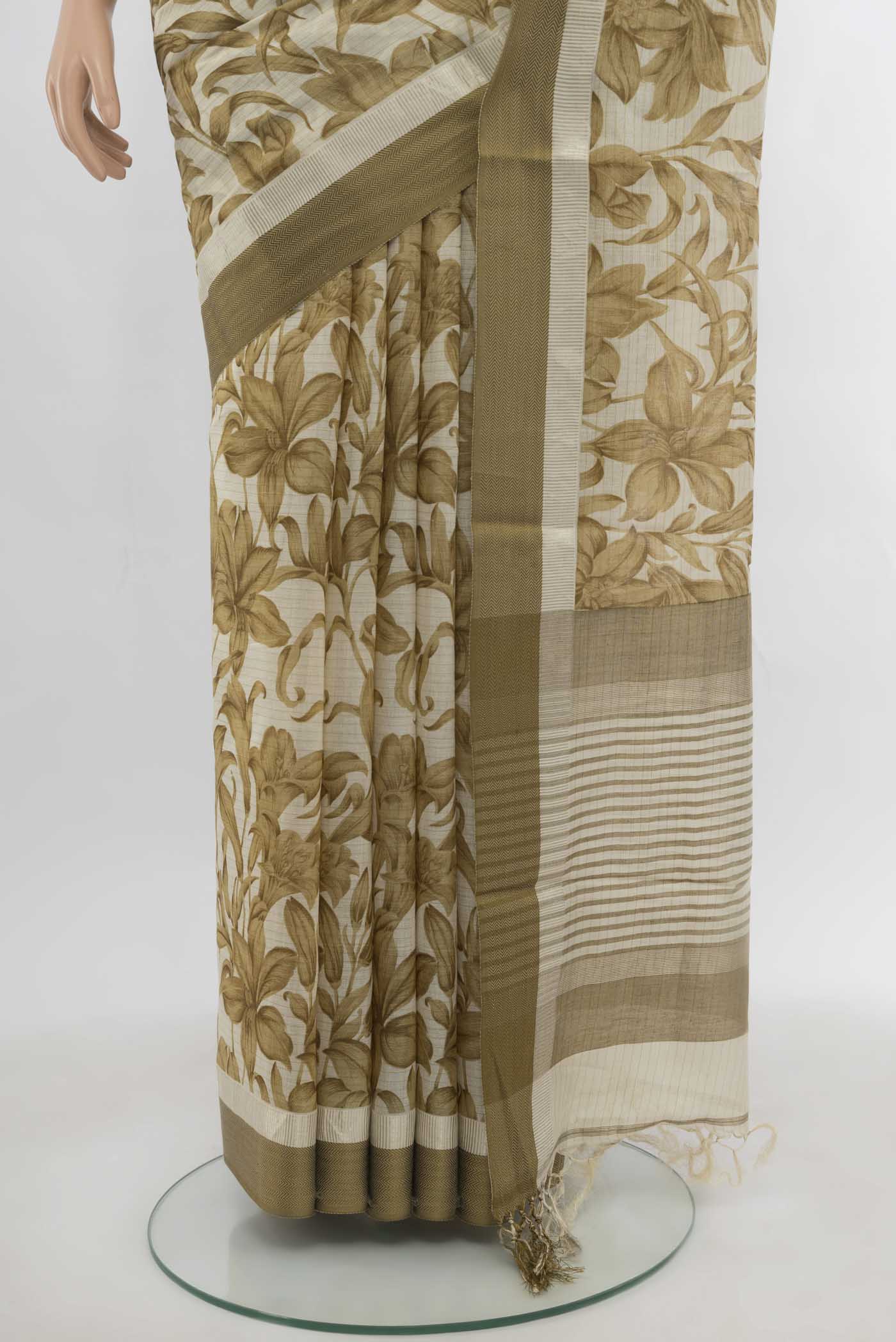 Cream Tussar Silk Saree - Image 3
