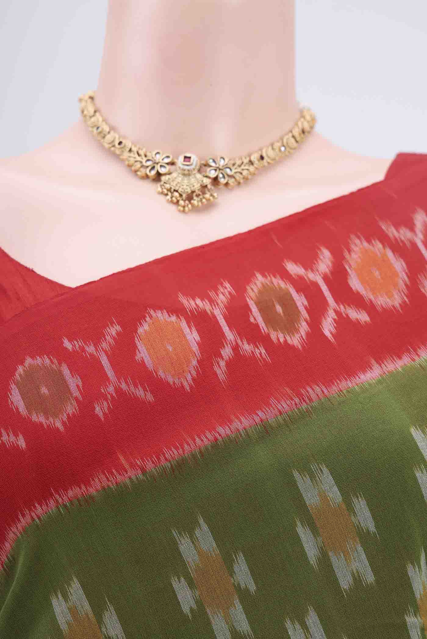 Green Pochampally Cotton Saree - Image 2