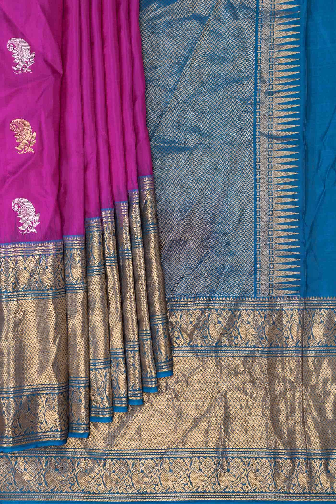 Magenta Dual Tone Gadwal Silk Saree - Image 2
