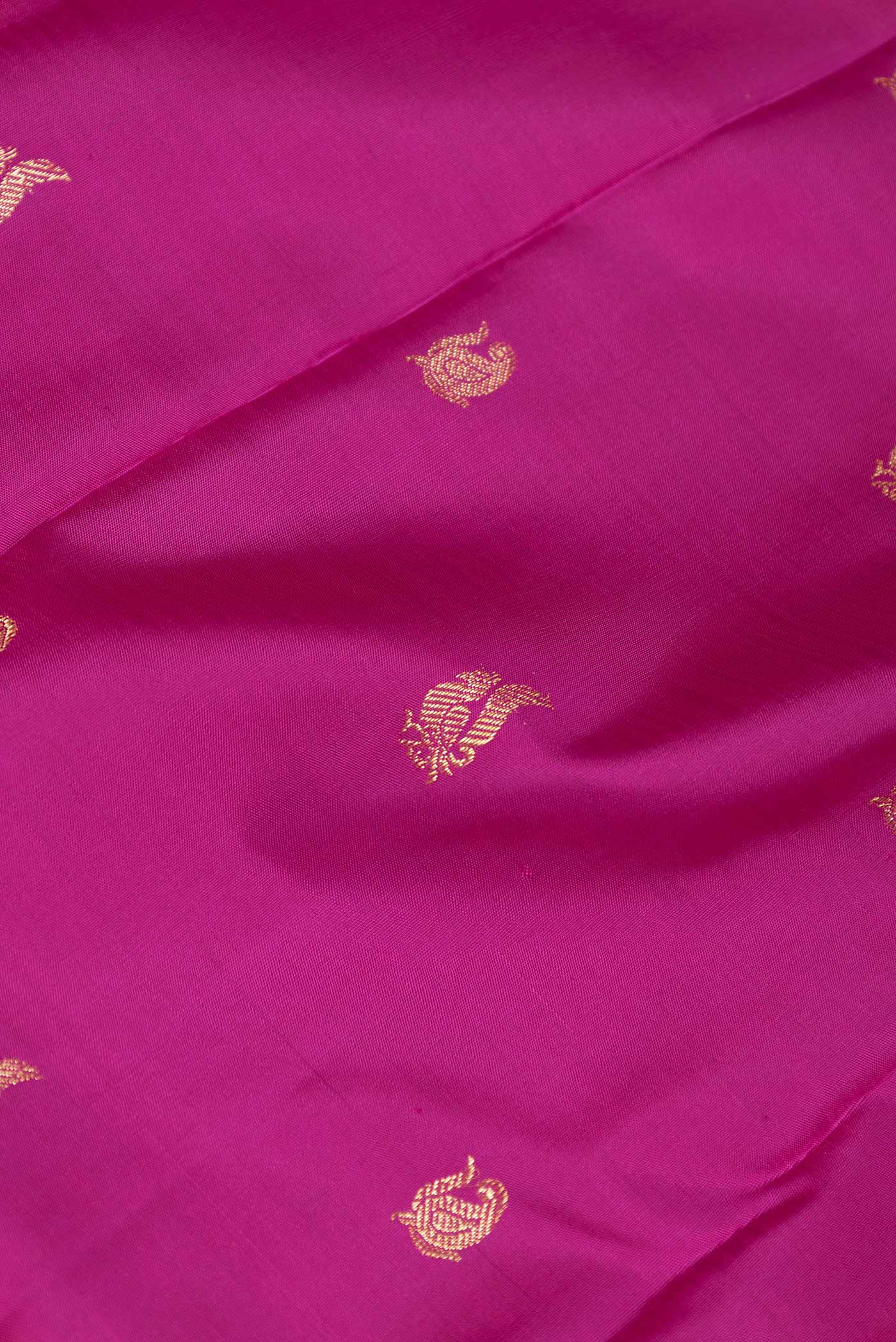 Magenta Dual Tone Kanchipuram Saree - Image 2