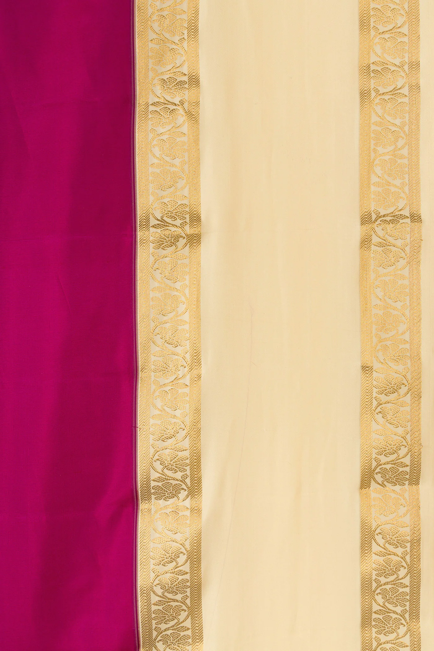Magenta Kanchipuram Silk Saree - Image 3