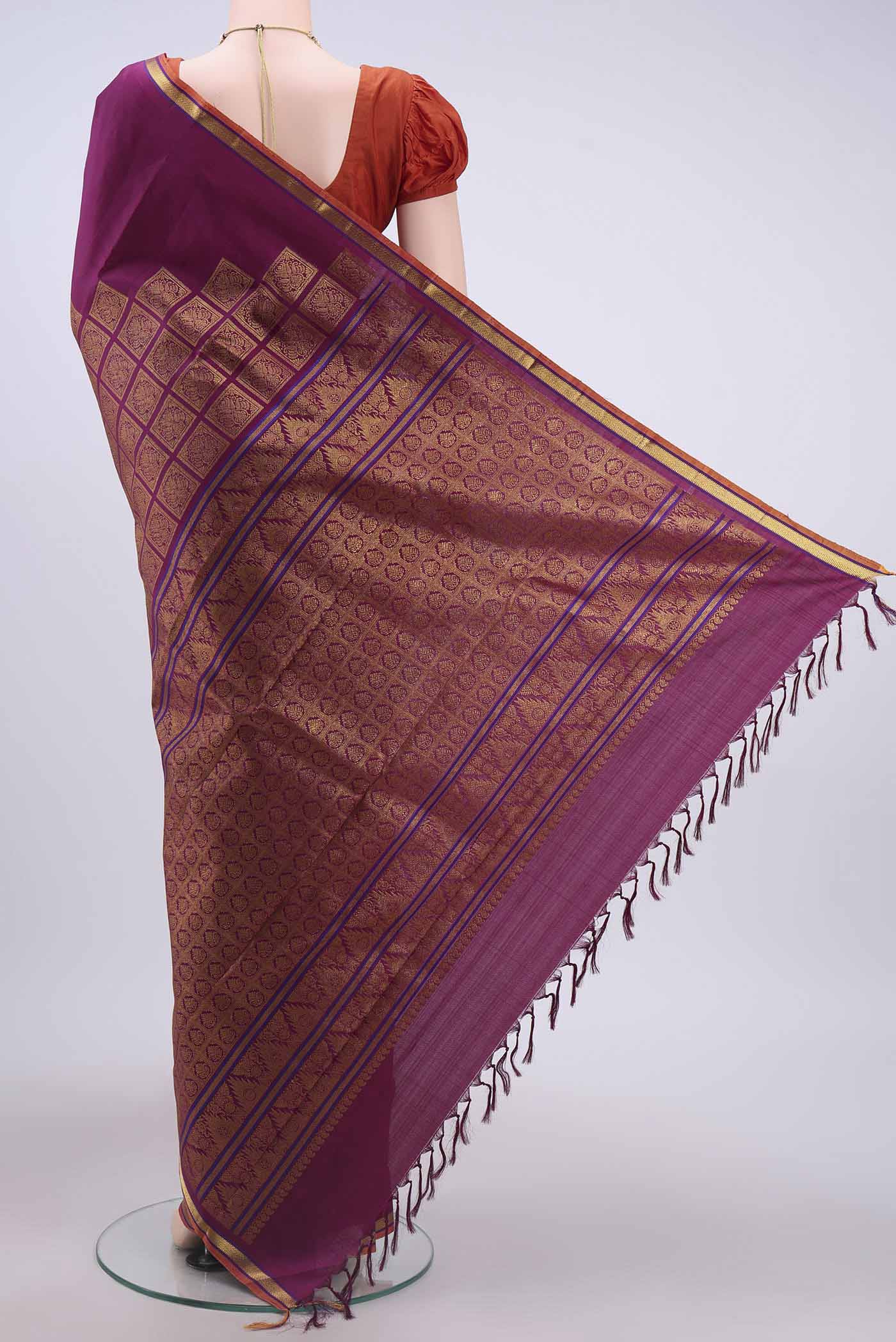 Magenta Dual Tone Kanchipuram Silk Saree - Image 3