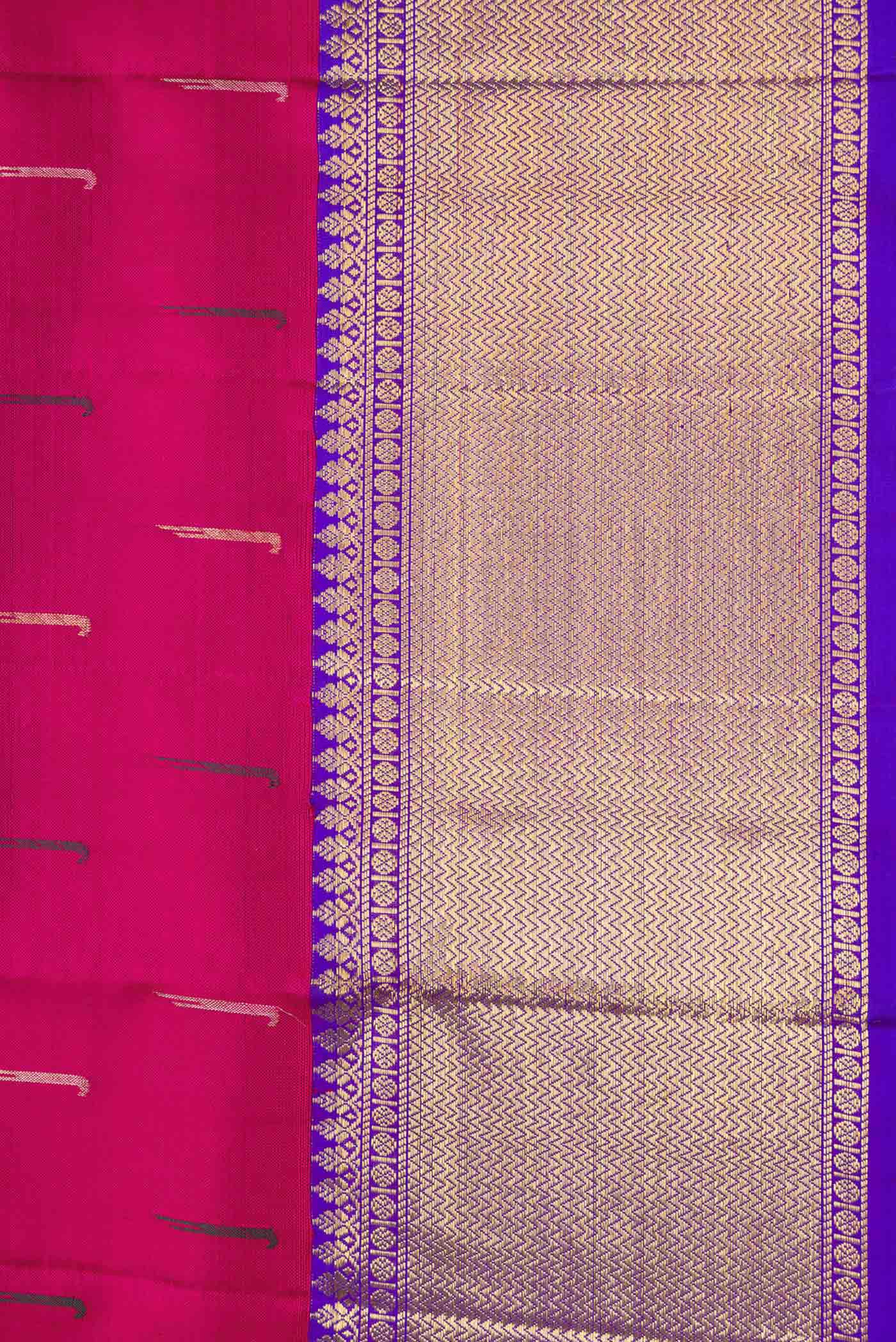 Magenta Kanchipuram Silk Saree - Image 3