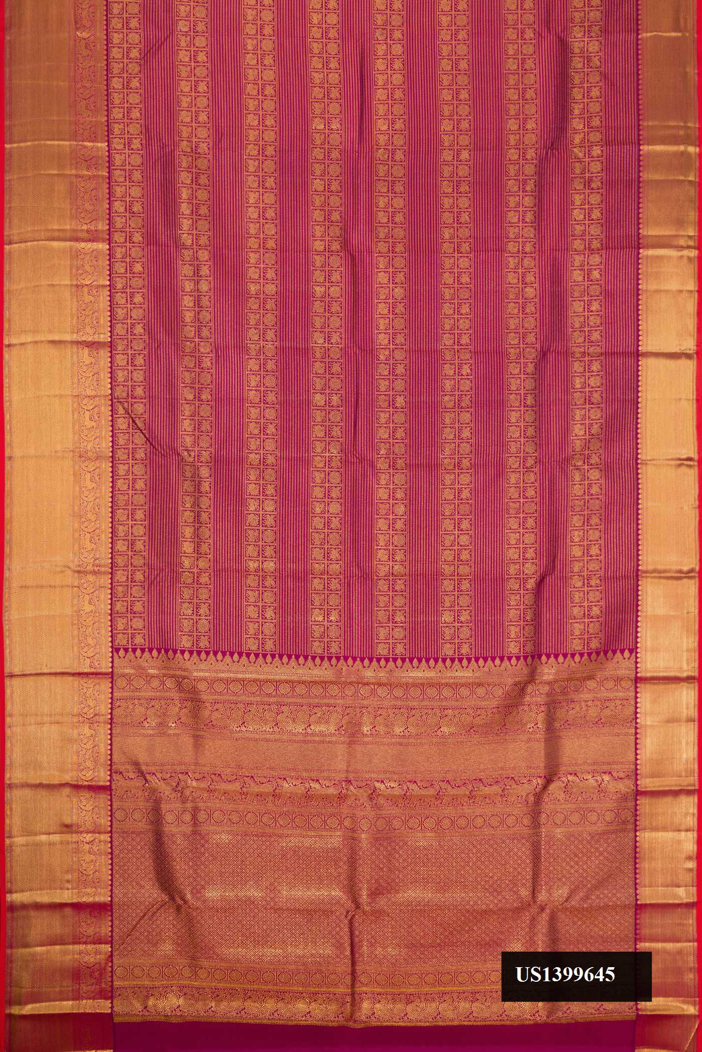 Magenta Dual Tone Kanchipuram Silk Saree