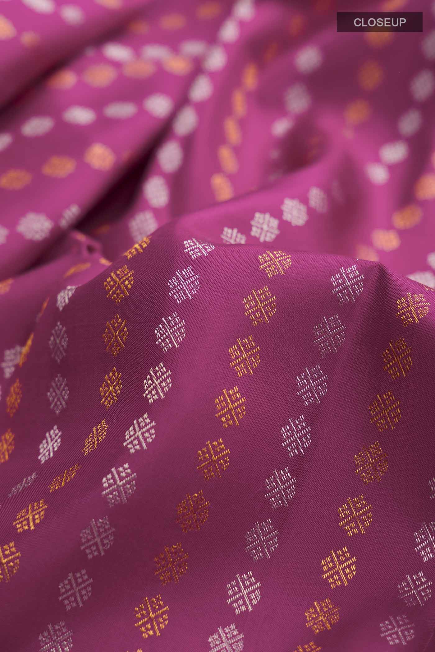 Magenta Kanjivaram Silk Saree - Image 2