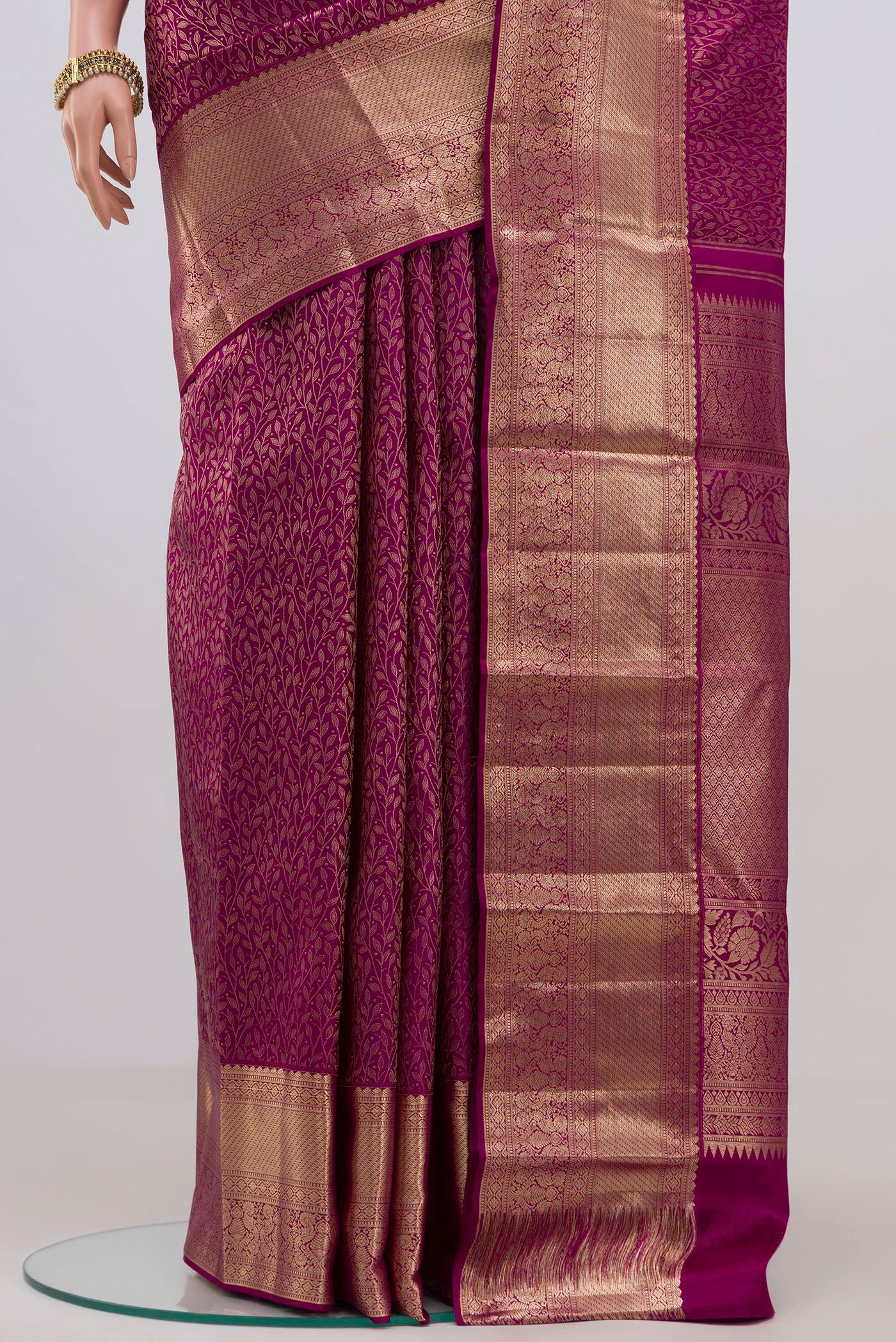 Magenta Kanchipuram Silk Saree - Image 3