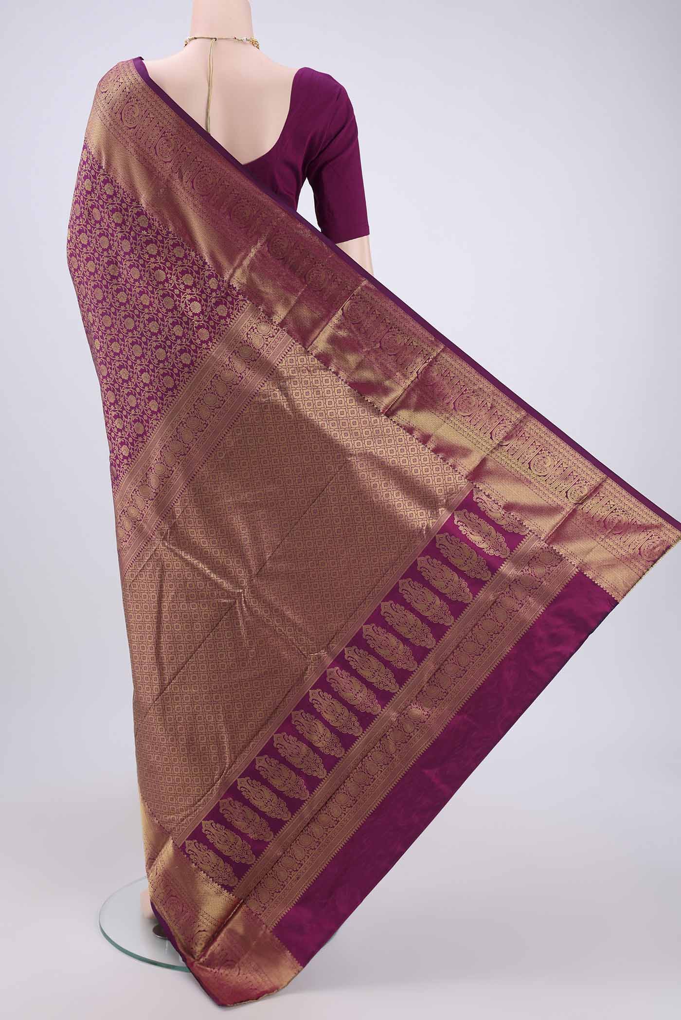 Magenta Bangalore Silk Saree - Image 3