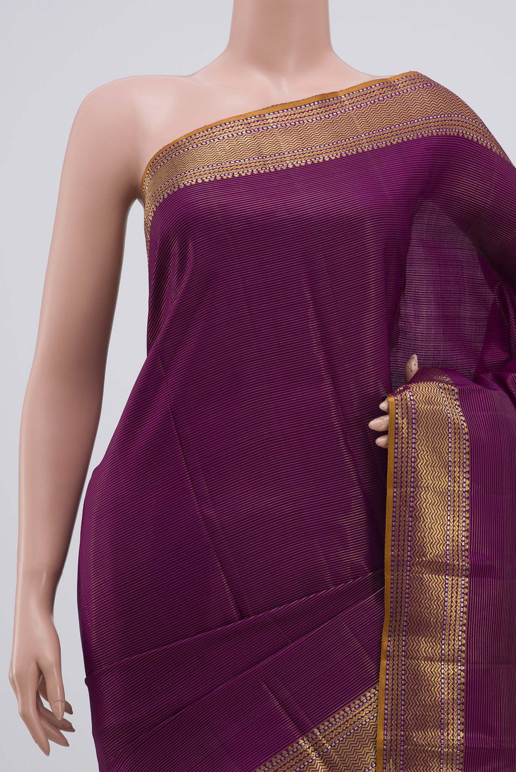 Magenta Kanjivaram Silk Saree - Image 2